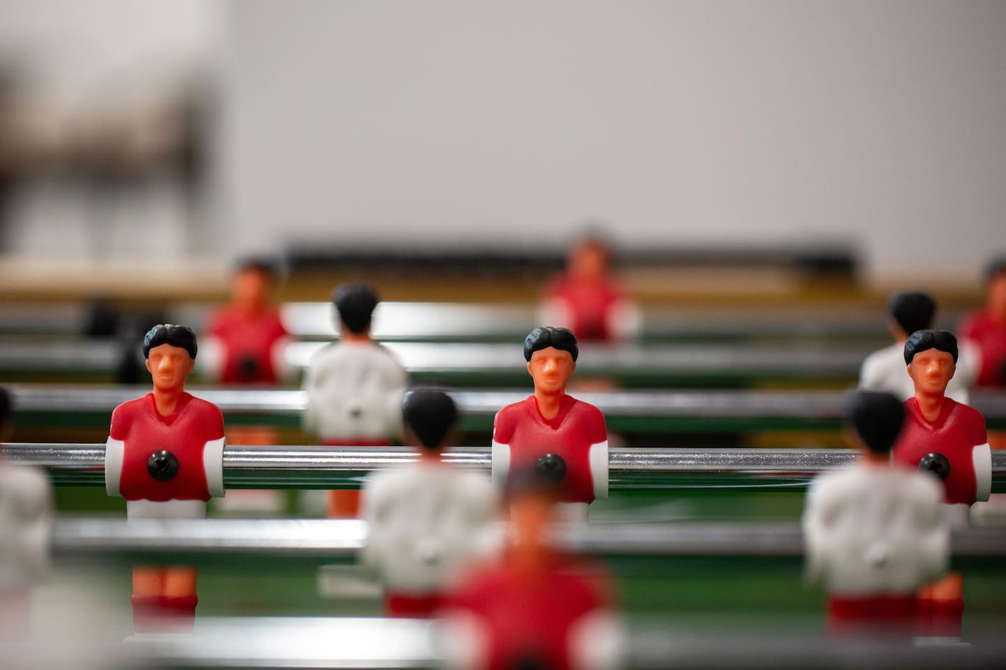 Get ready for action-packed evenings with a touch of nostalgia, courtesy of our classic foosball table. Who's going to be the champion of your group?