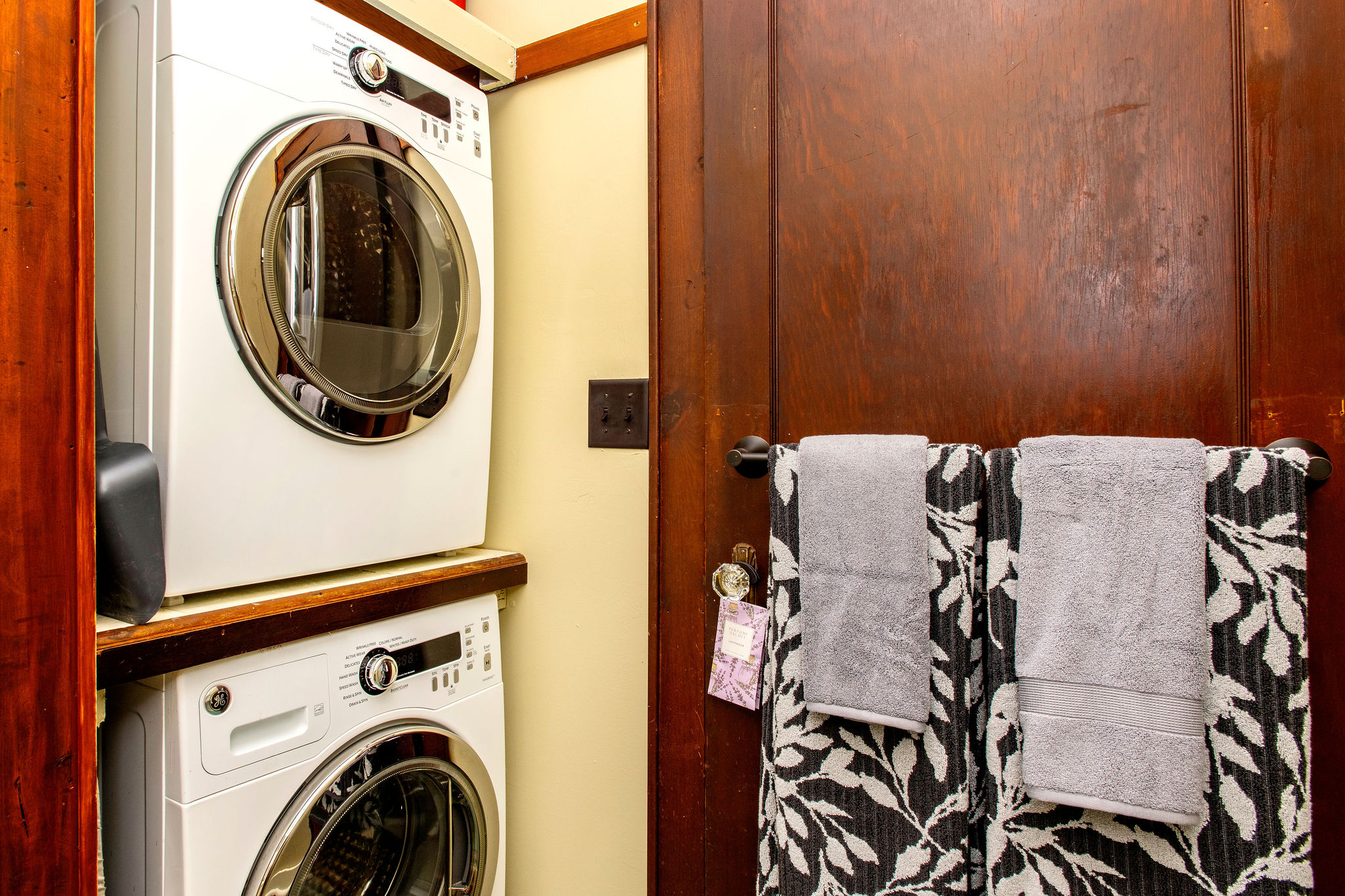 In-unit stacked washer and dryer, handy for longer stays