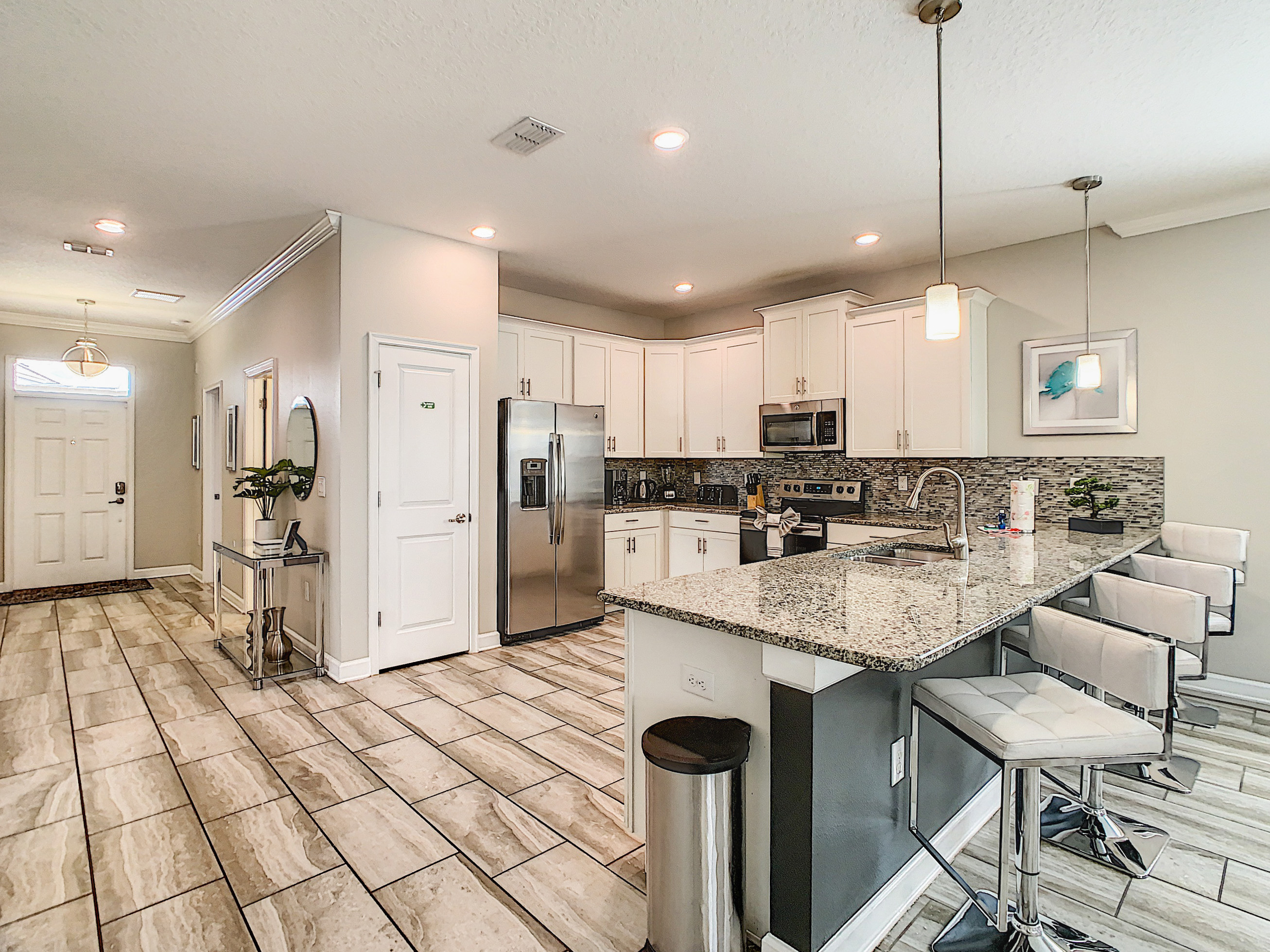 Full Modern Kitchen