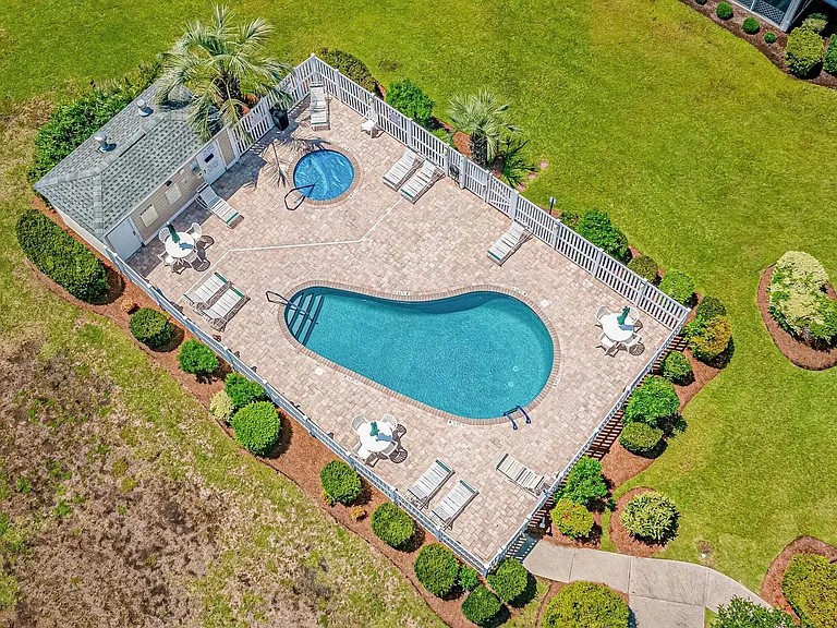 Community Pool and Hot Tub