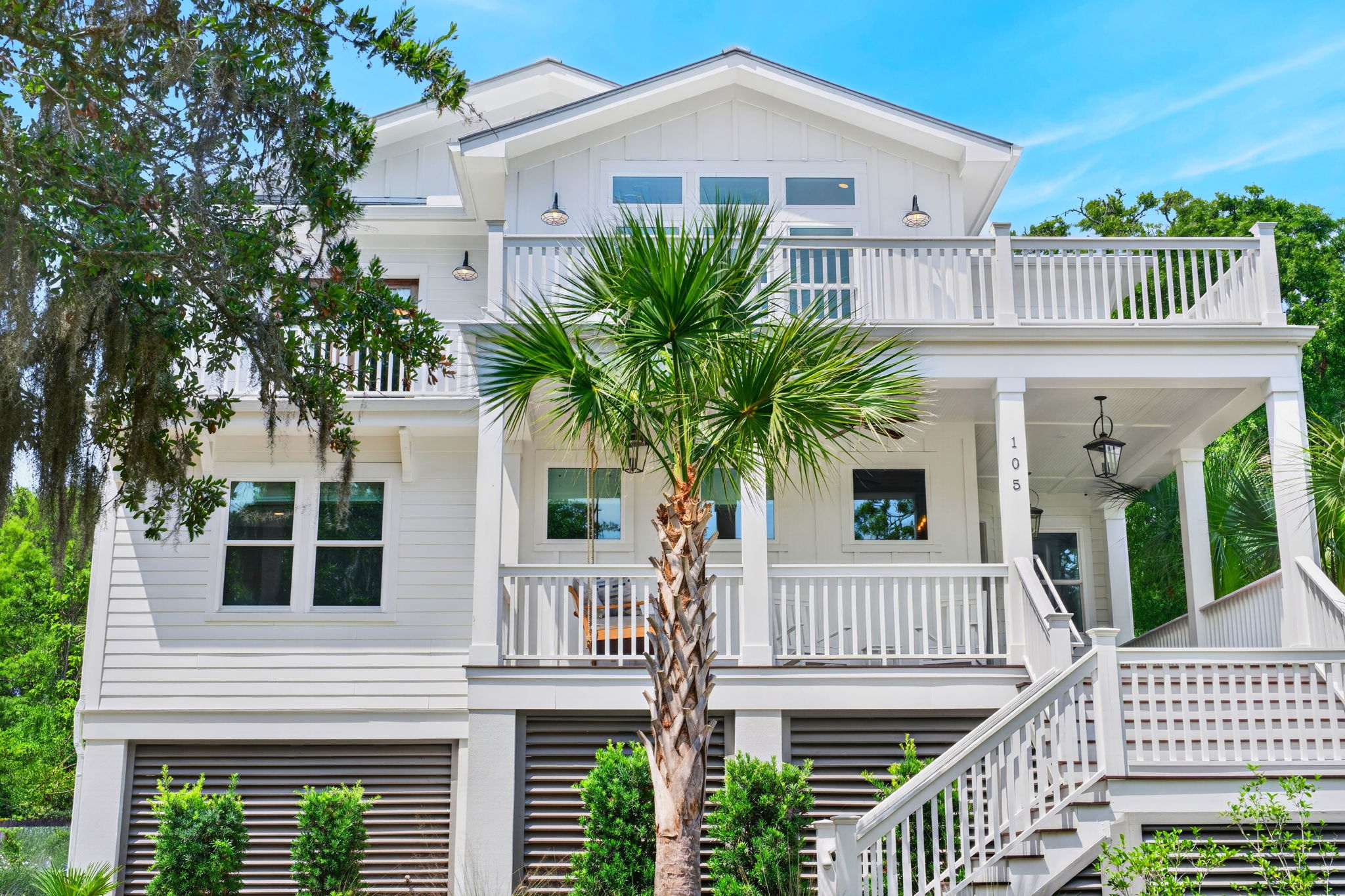 Front of House | Driftwood Dreams | 105 Forest Trail | Isle of Palms, SC | IOP Escapes