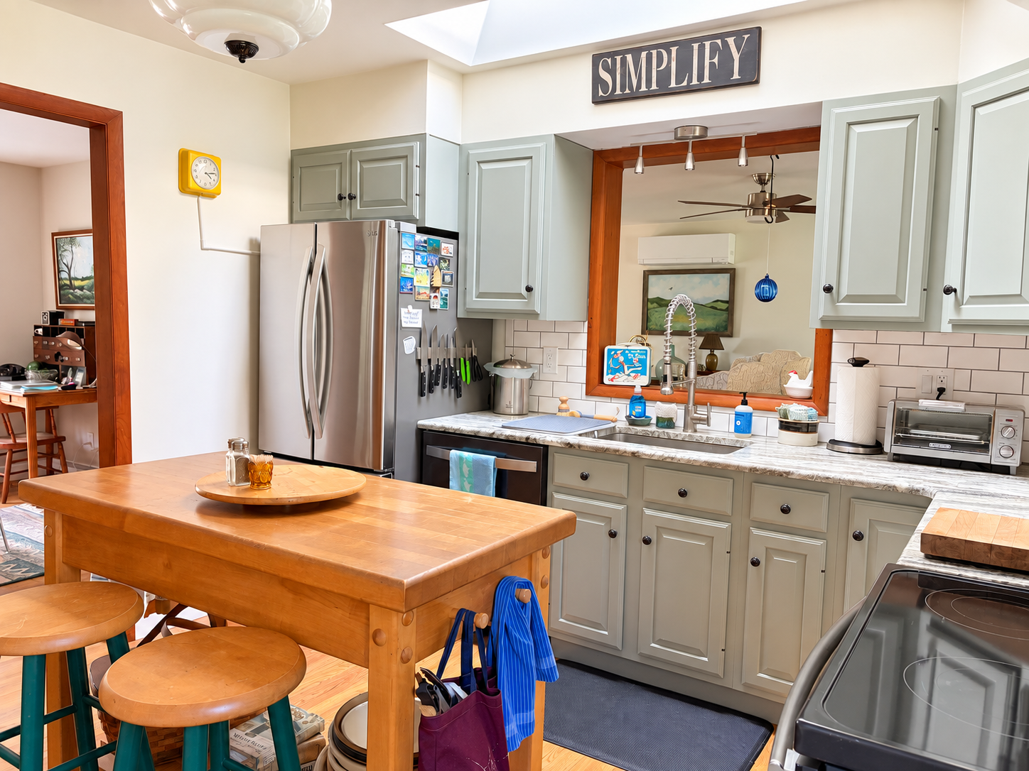 Kitchen pass-through to the living room.