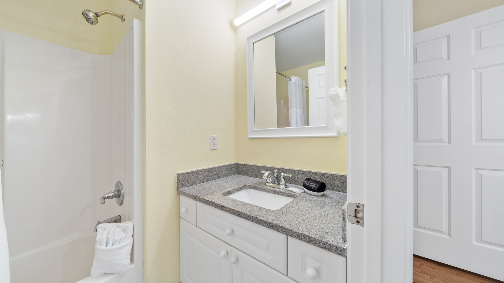 Sunset Bathroom (3rd Floor)