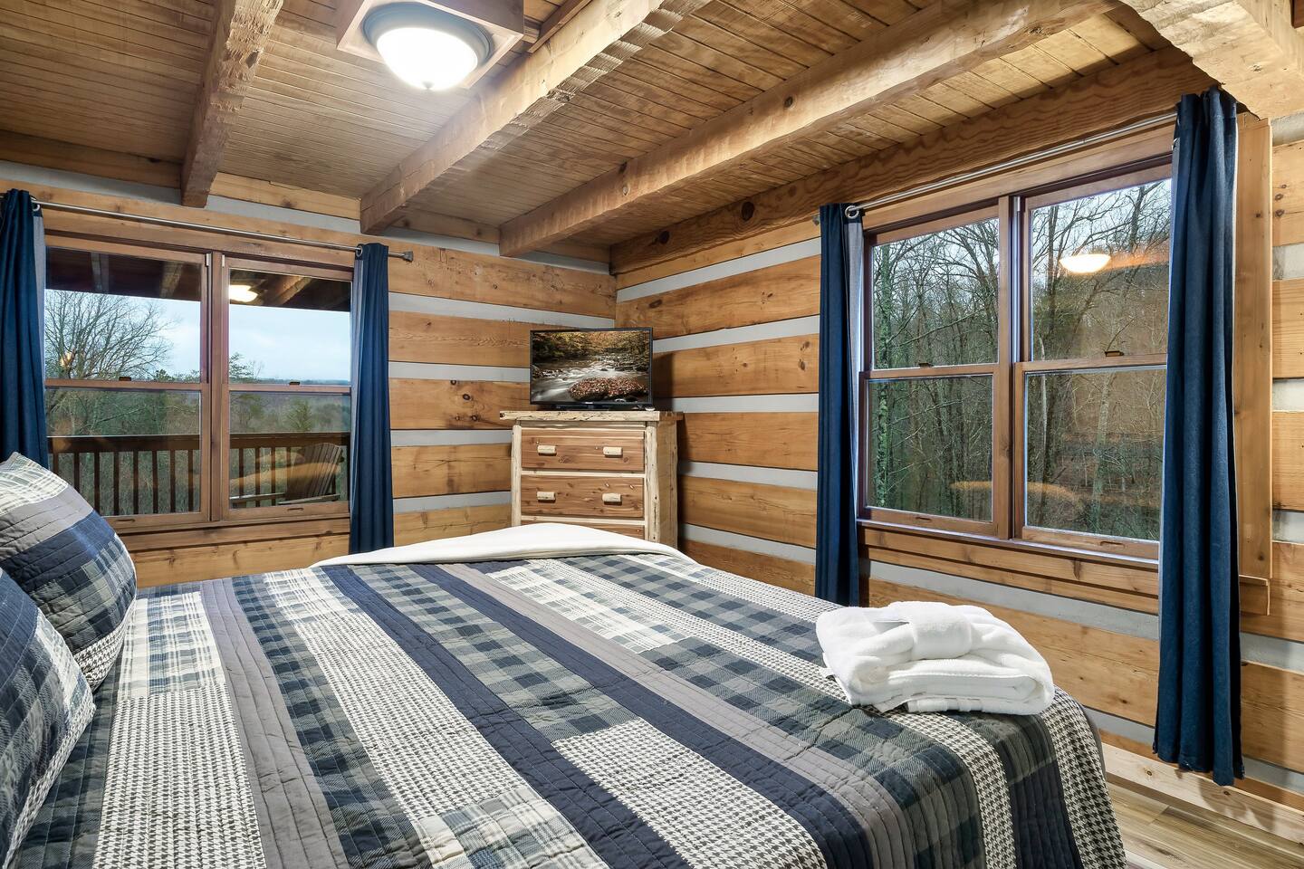 "All of the beds were so comfortable!" ~Marie H.