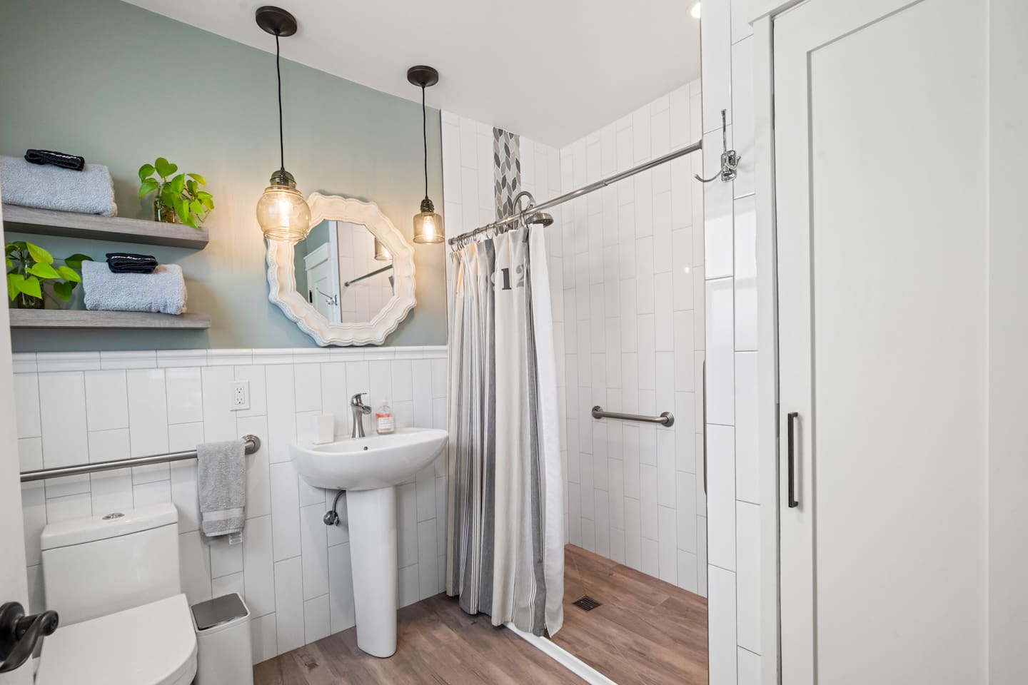 The walk-in shower was a delight - Carol (2025)