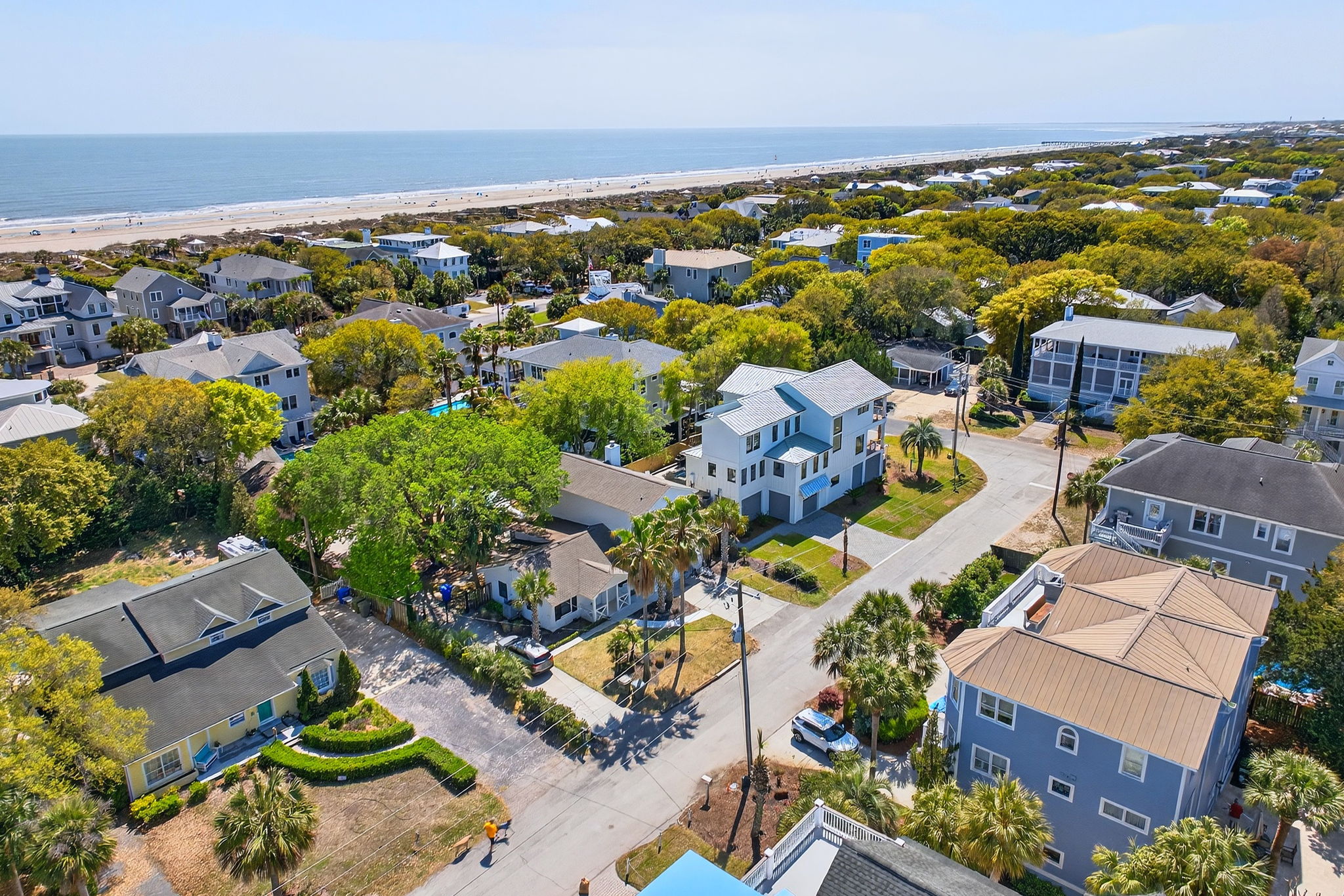 Proximity to Beach | On Beach Time | 6 30th Ave, Isle of Palms, SC | IOP Escapes