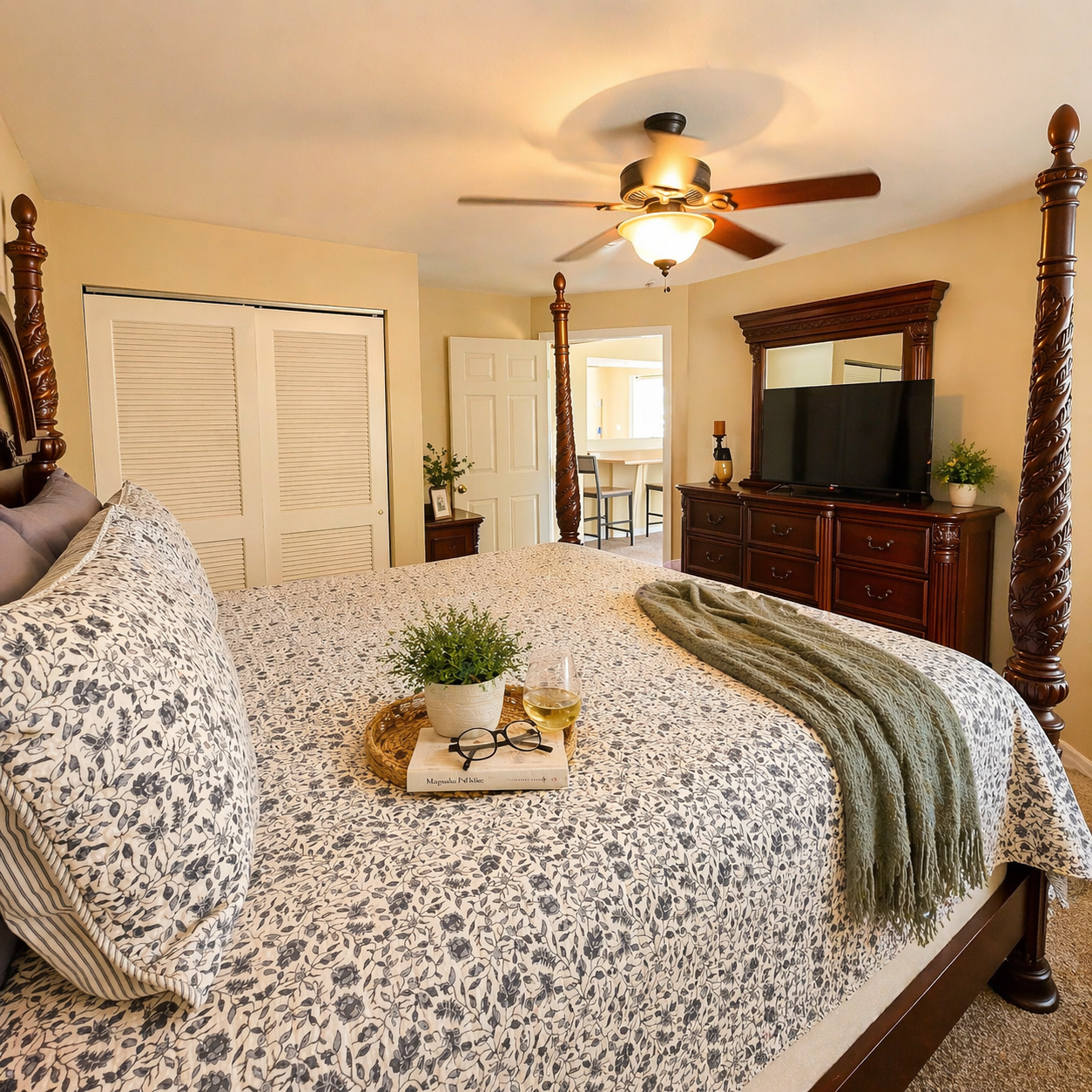 Buccaneer Bay Bedroom 1-2
