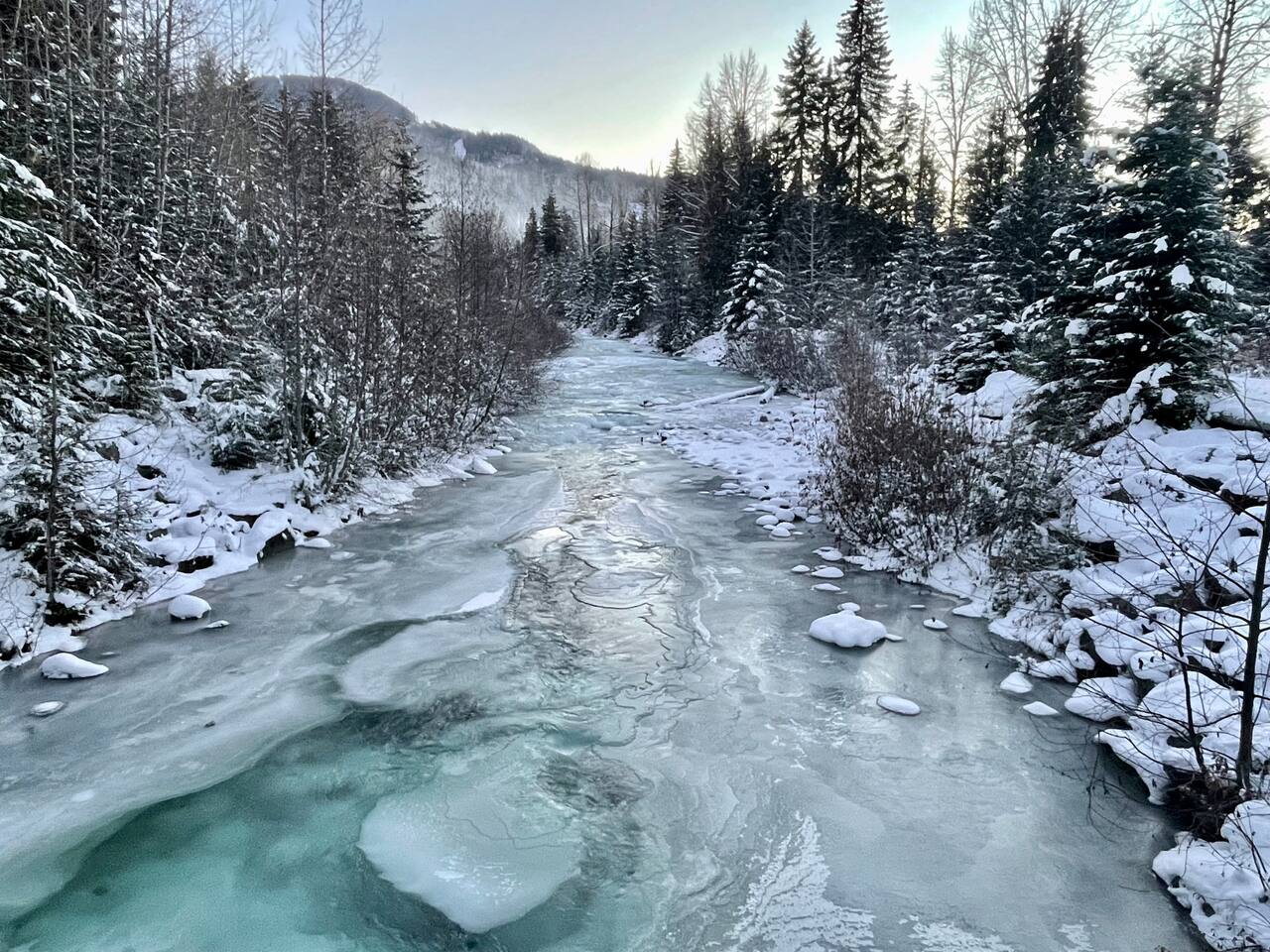The majestic glacier fed  Fitzsimmons Creek runs right by Best Whistler Rentals front door. What could be better than starting and finishing your day walking past this amazing landscape. 