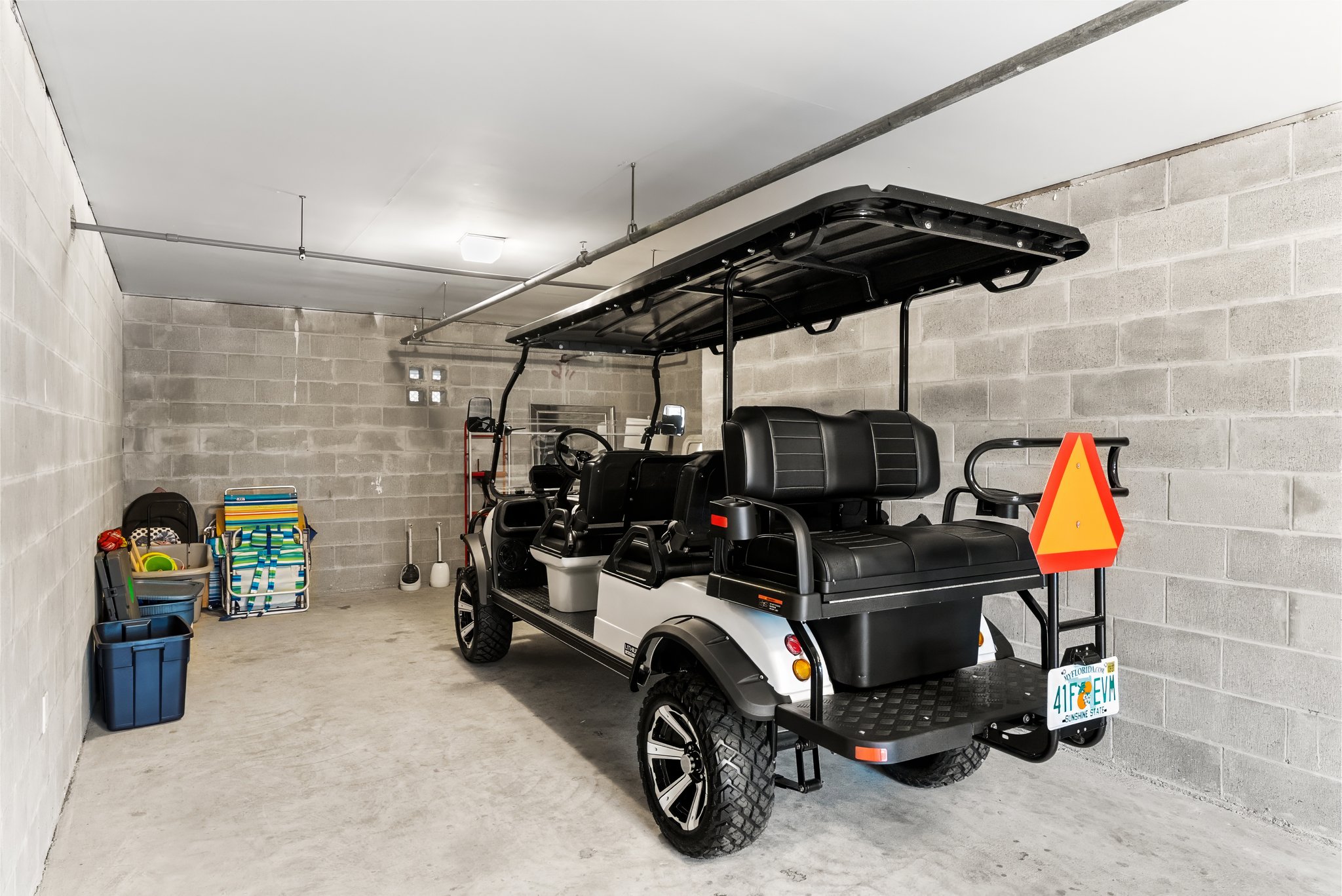 Six-seat electric golf cart