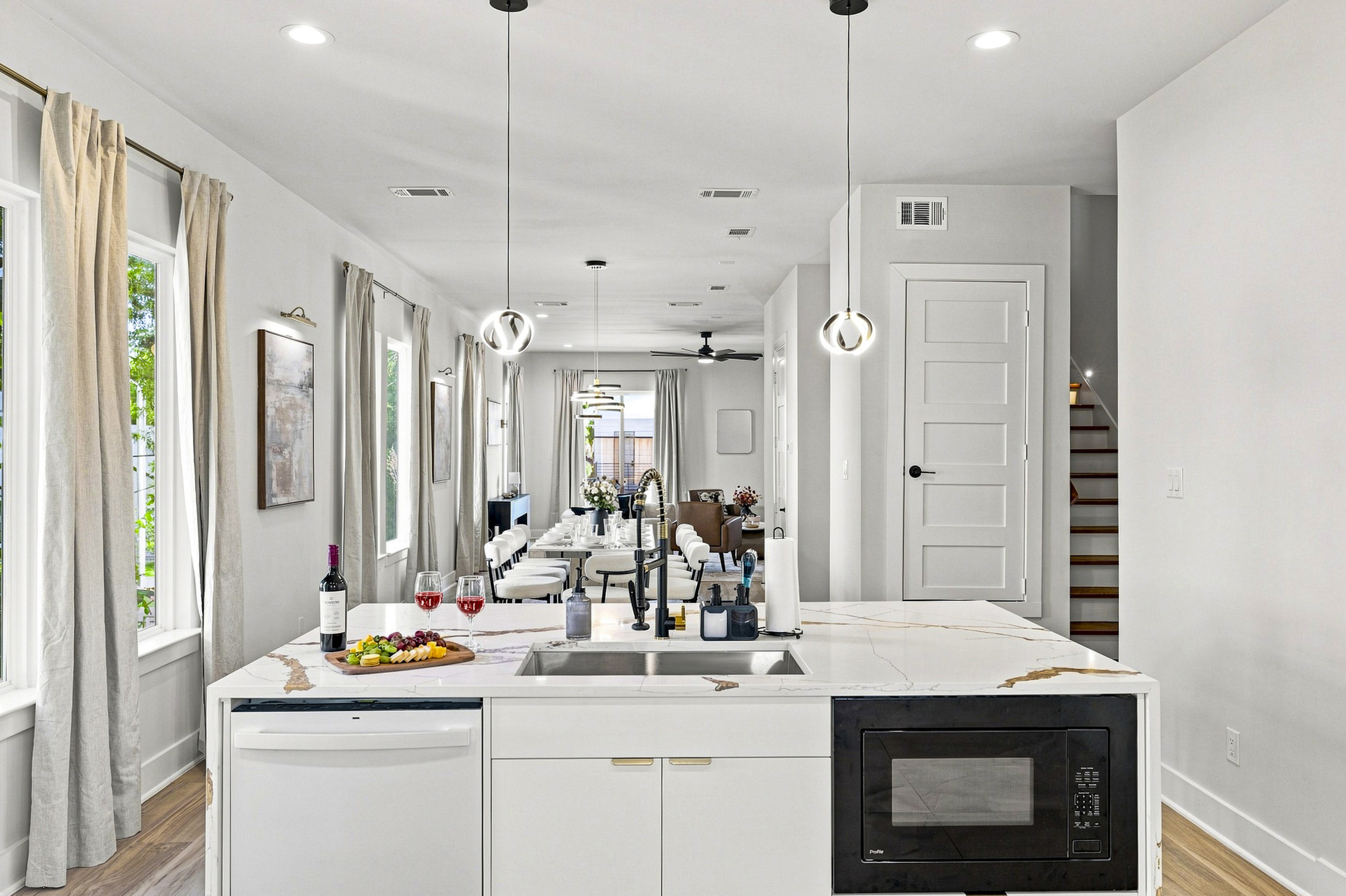 Prepare culinary delights in this elegantly designed space with modern flair!