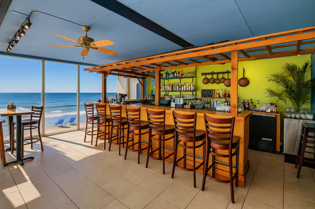 Tidewater Resort offers onsite dining at Waves Bar and Grill (there's a larger dining room) - Serving breakfast, lunch, dinner, awesome drinks. My family and I never had a bad meal at Waves!