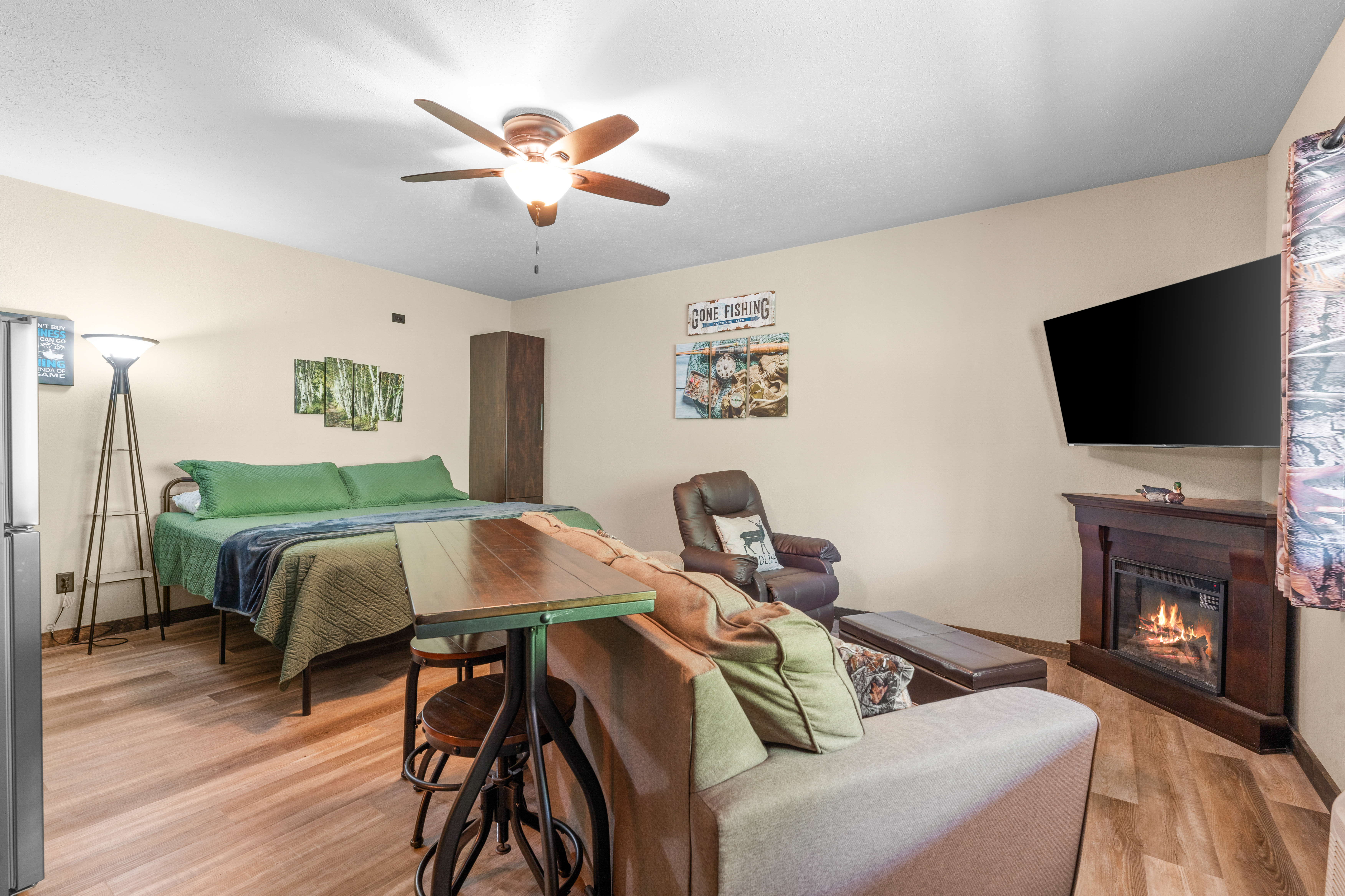 Cardinal 18 Huntin & Fishin Hideaway — Branson, MO — vacation rental