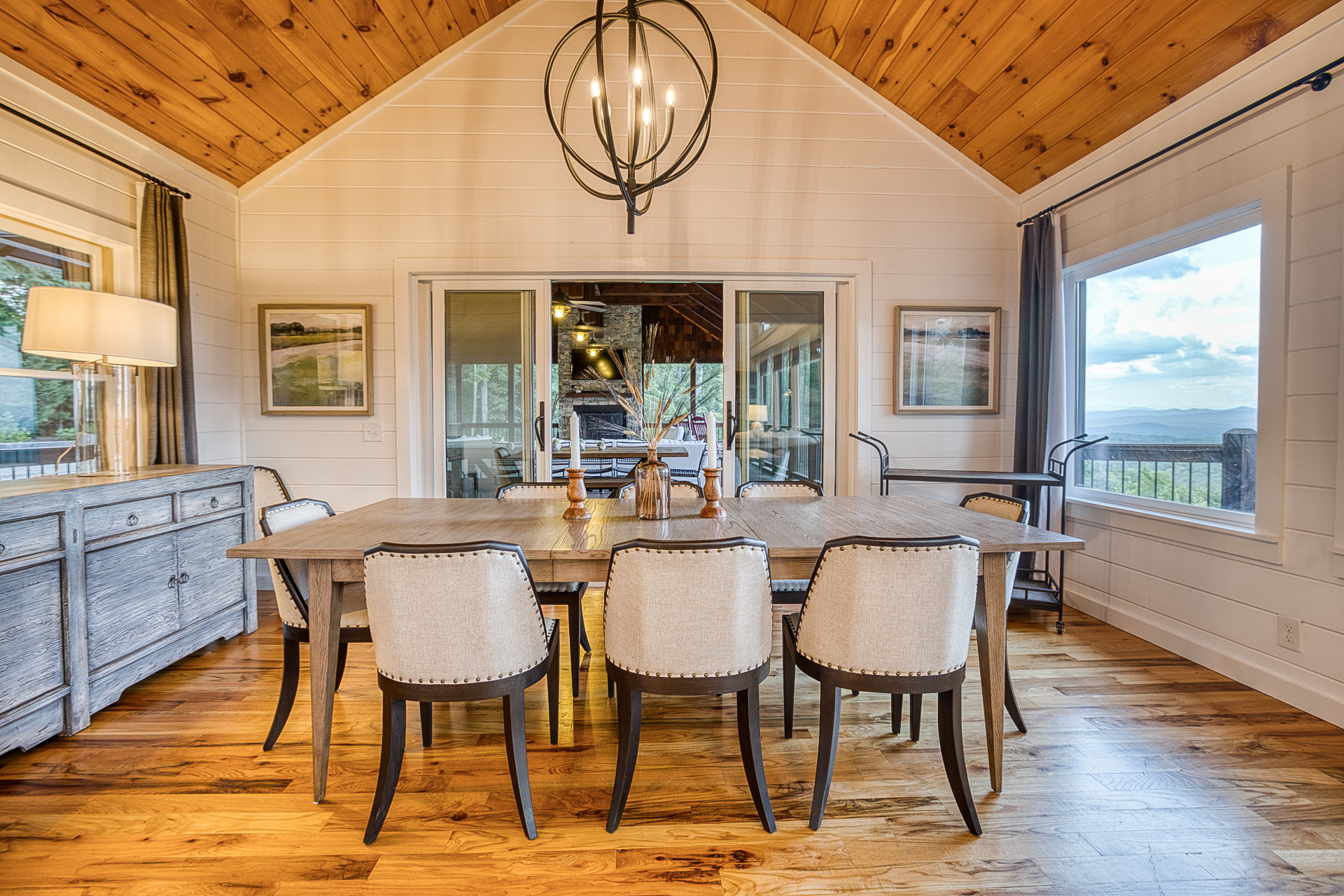 Dining room table off of kitchen