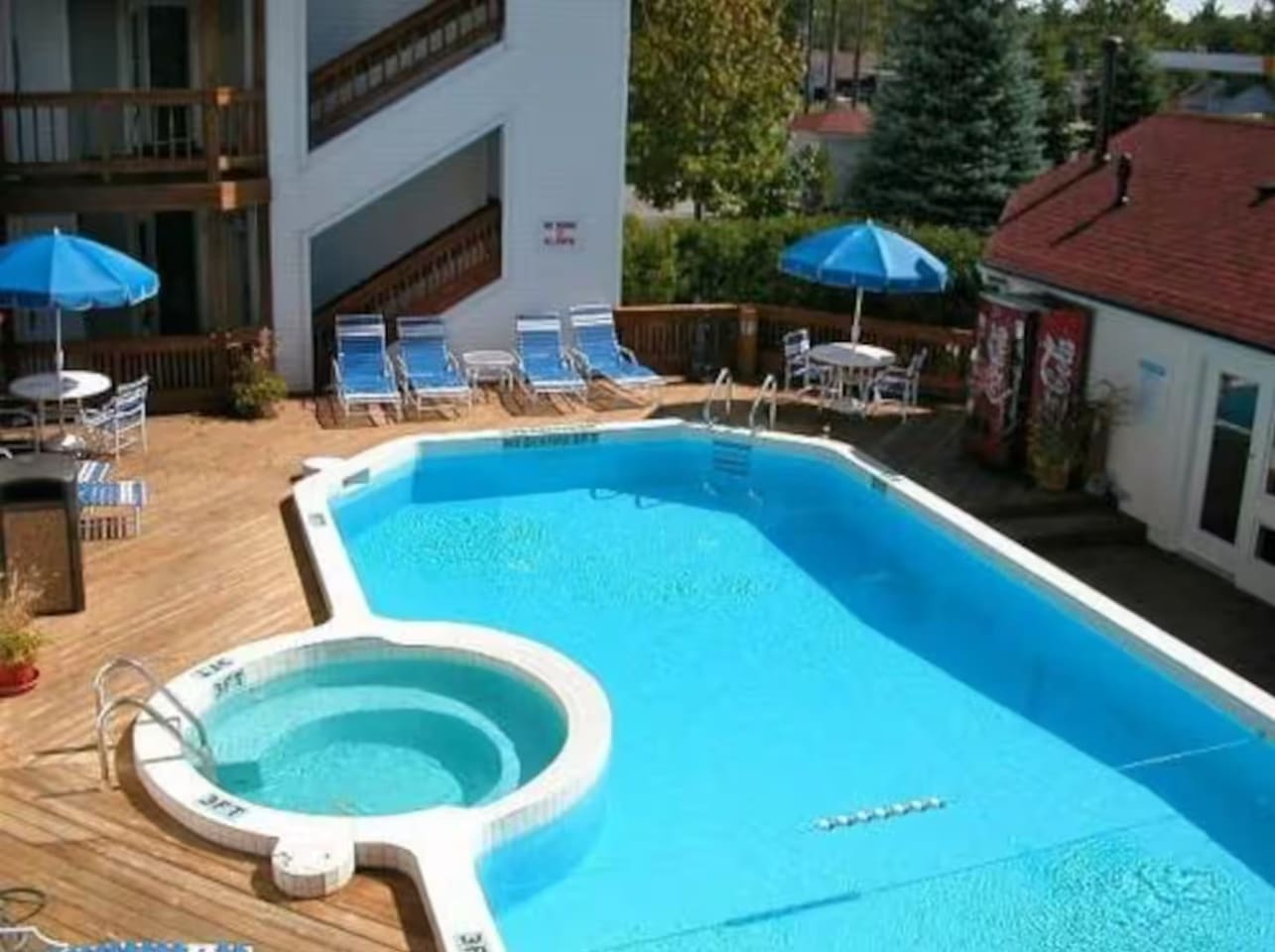 Amazing outdoor pool available if you feel like taking a break from the sandy beach. Pool and hot-tub open Memorial Day and close on Labor Day 