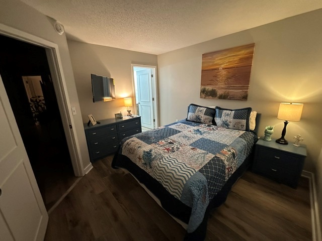 2nd Bedroom - Queen and New Smart TV