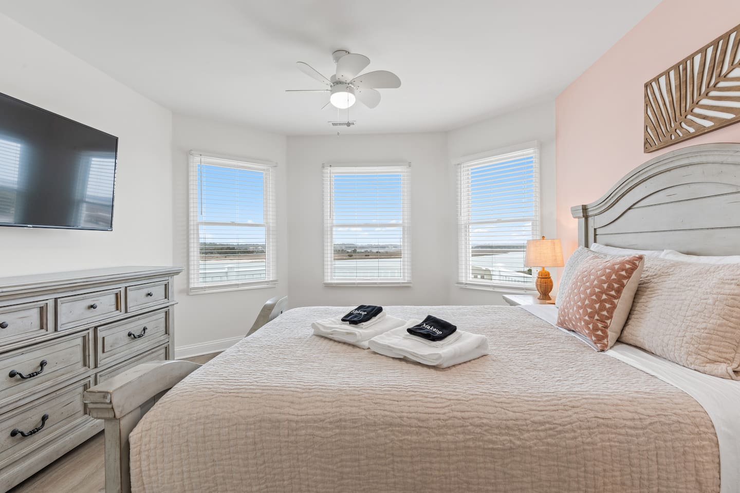 Second Floor - Queen Bedroom - Faces the Sound!