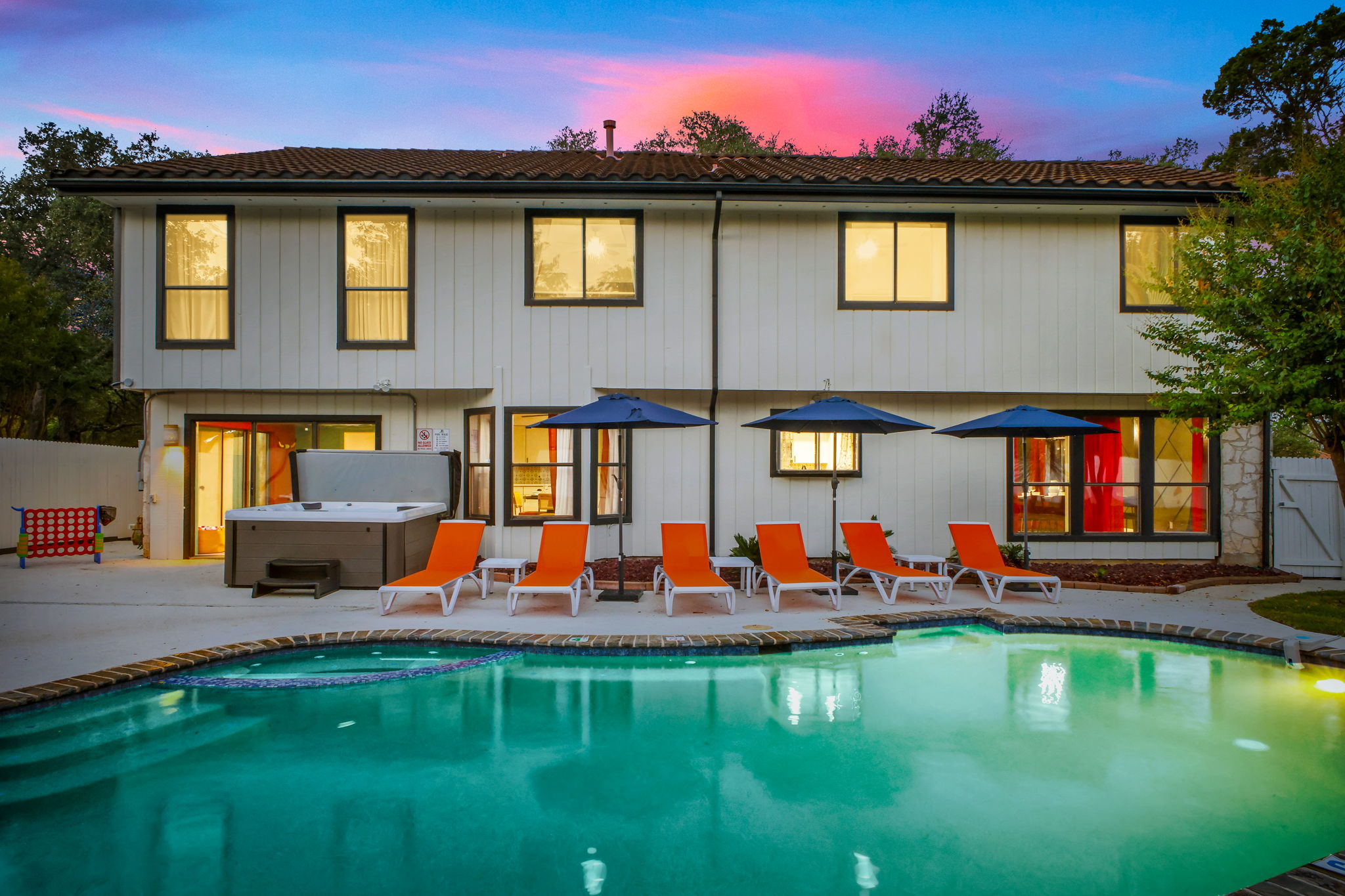 Sparkling Private Pool
