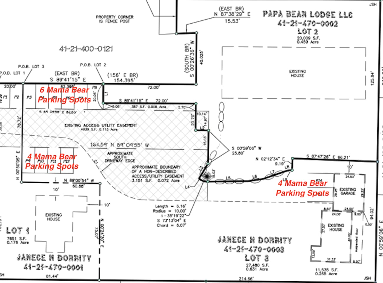 There are 6 Mama Bear parking spots on the north side of the property as you enter the lane to Mama Bear.  Another 4 spots are on the south side and 4 additional spots are next to the cabin down the 250' lane.