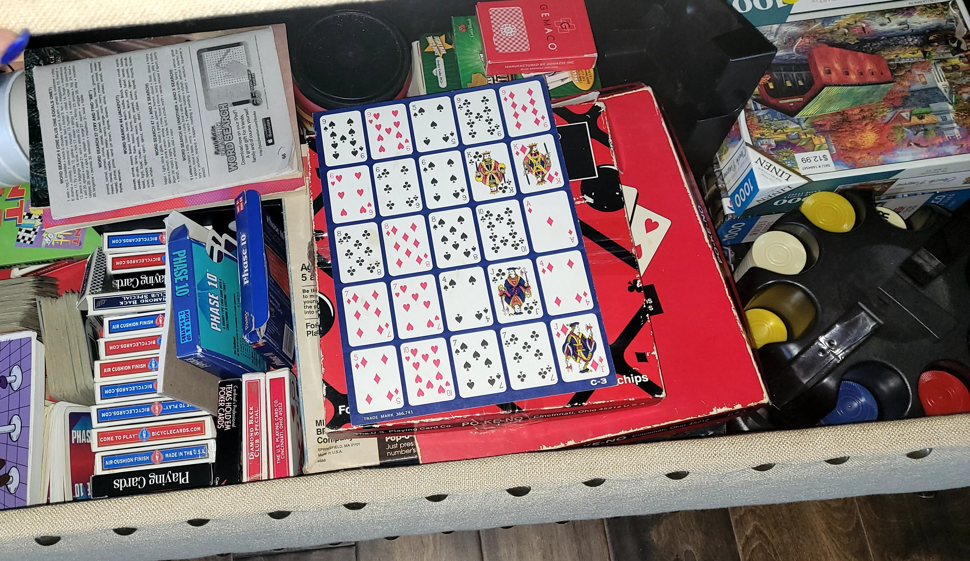 Cards, Pokeno, puzzles, etc. UNO anyone?