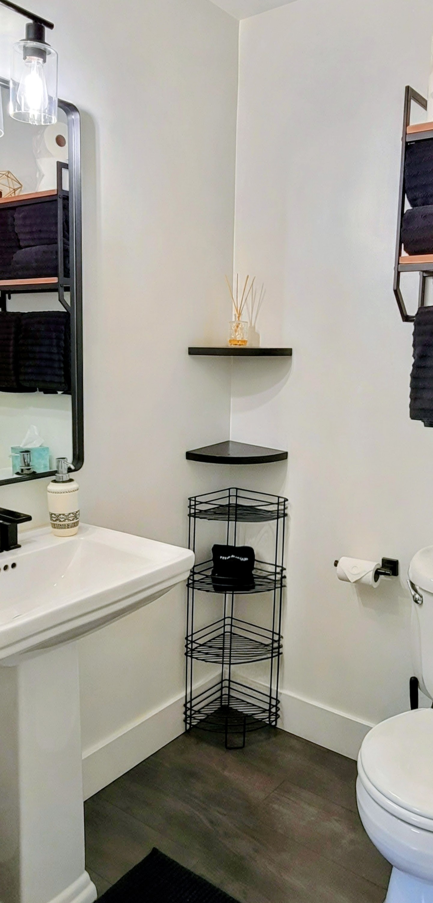 Main bathroom
