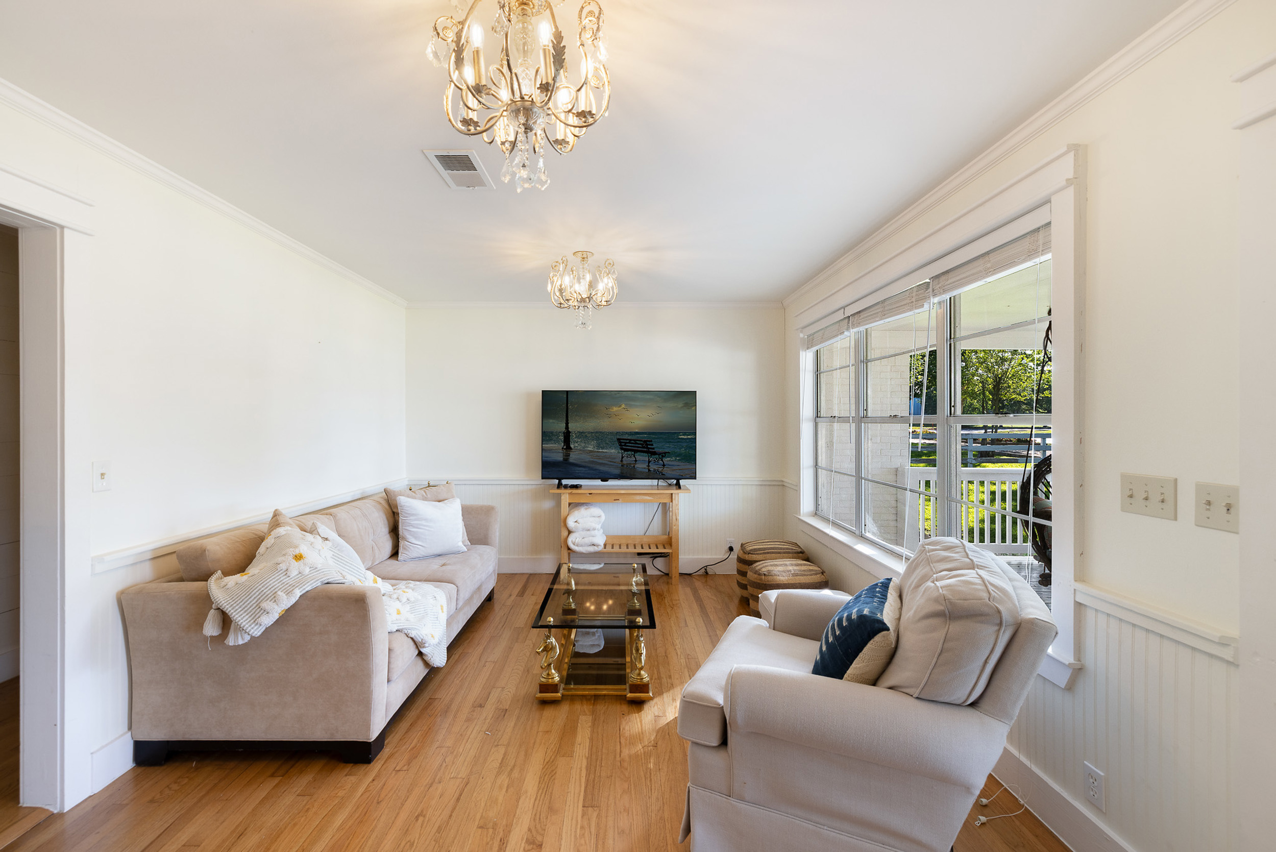 Living area queen sleeper
