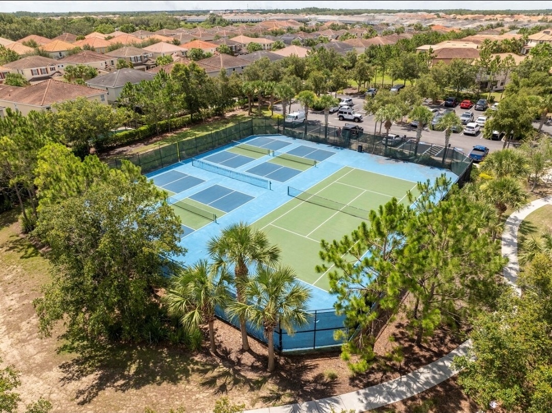 Pickleball & Tennis
