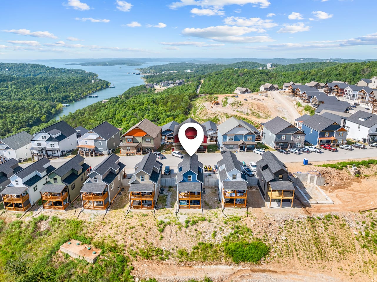 Prime location near Branson attractions & Table Rock Lake