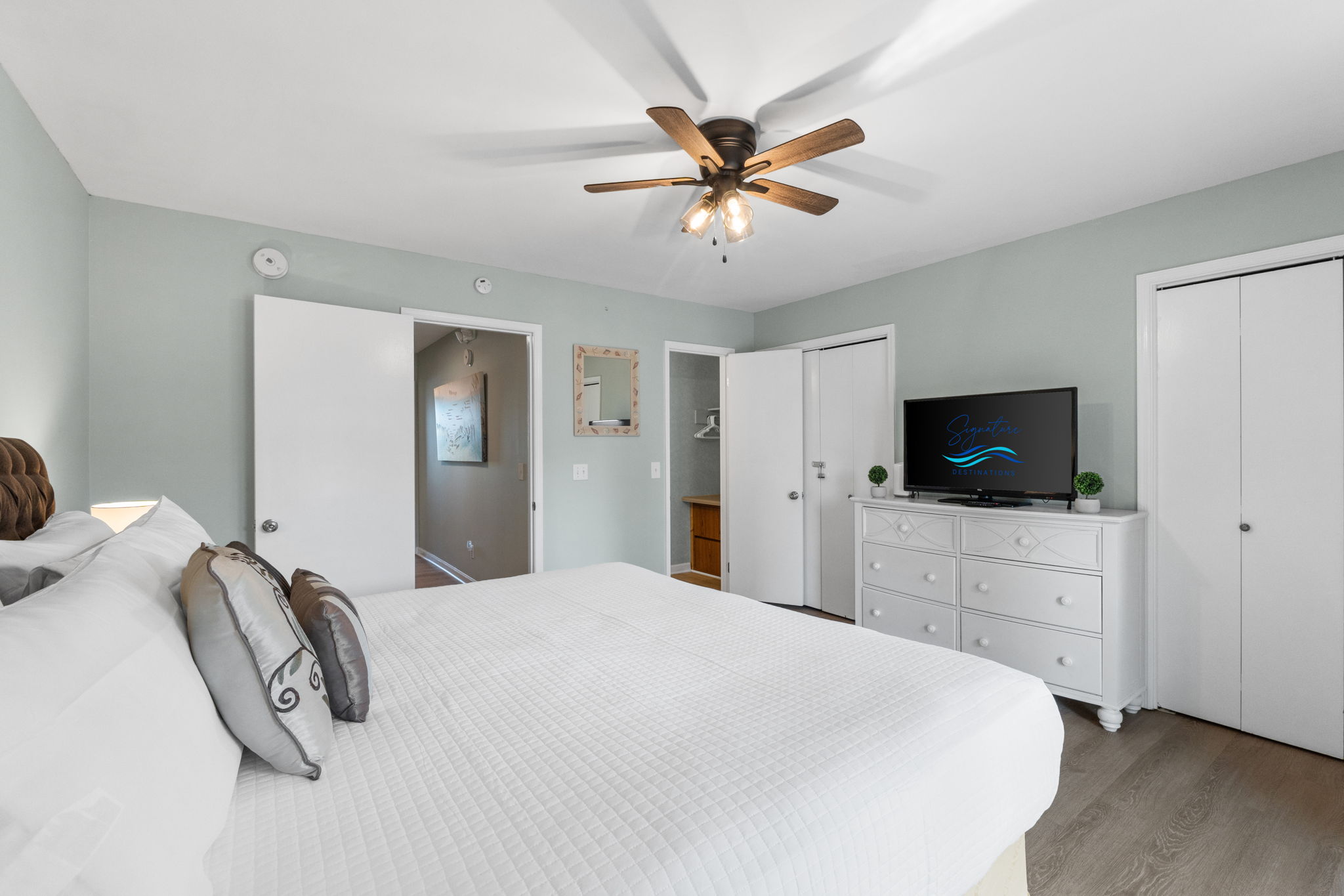 Bedroom 1 with King Sized Bed