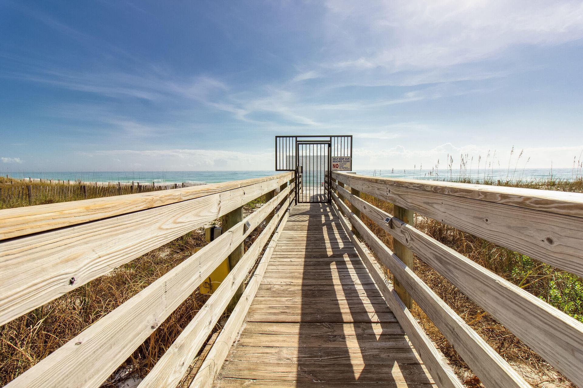 Gateway to Paradise, just open your living room slider window and you're a few steps away.