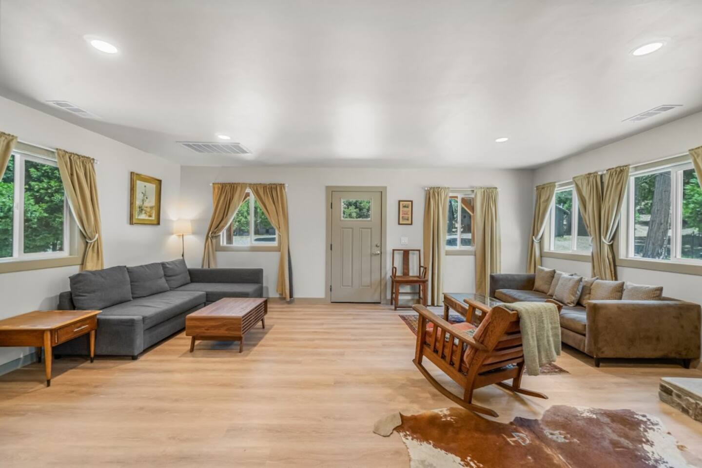 The Perch - Cabin #13 4