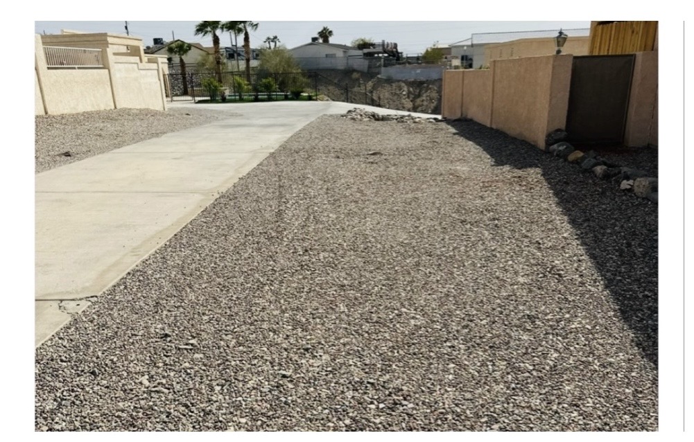 Over 100’ driveway boat parking