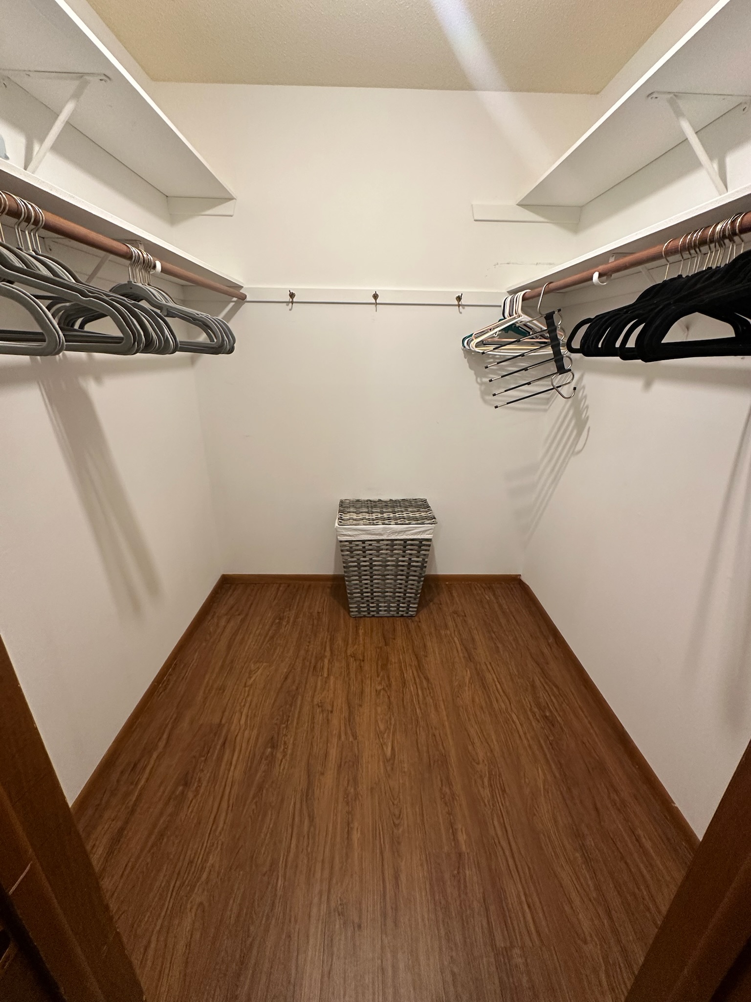 Master Walkin Closet
