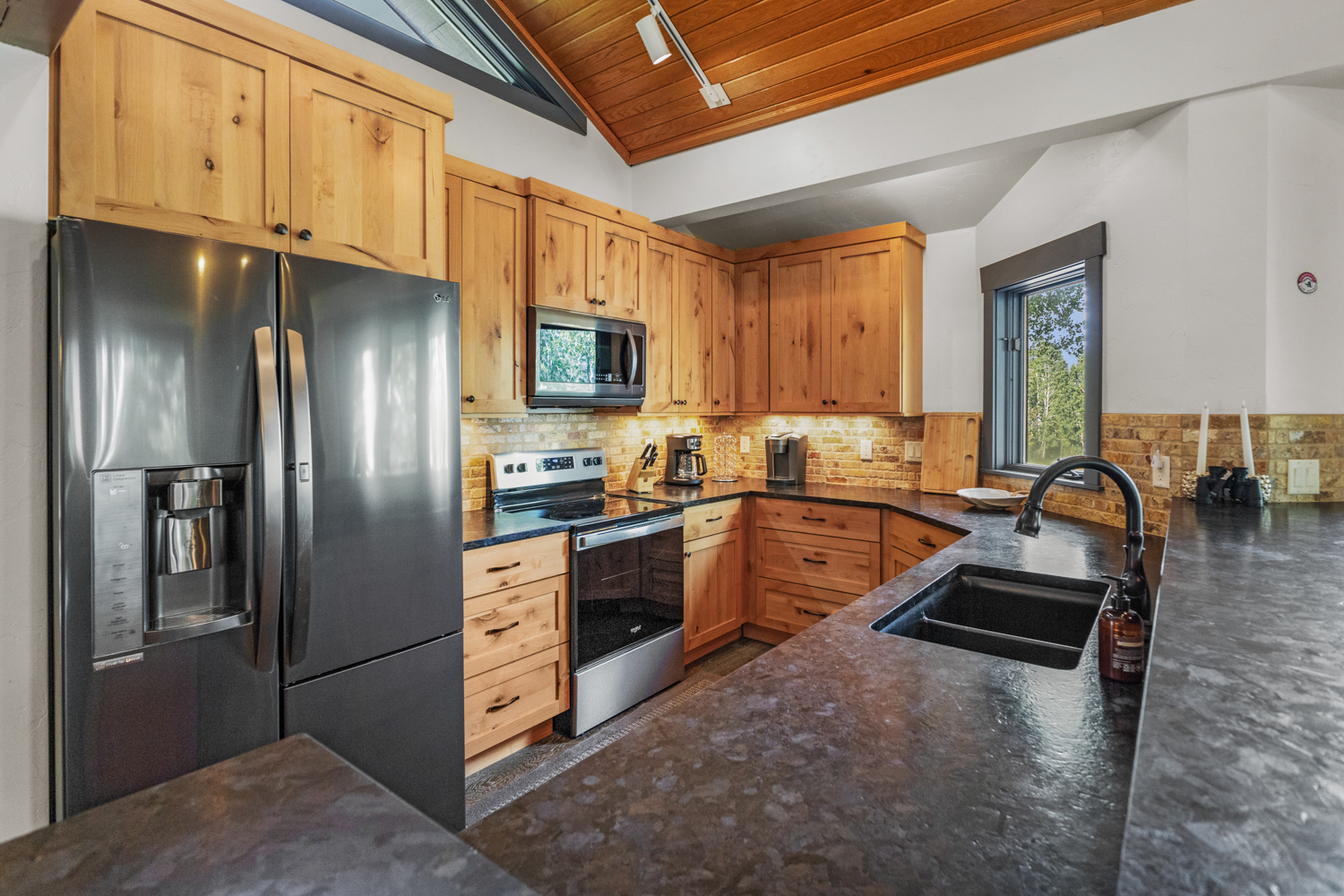 Kitchen | Refridgerator | Gas Stove | Sink