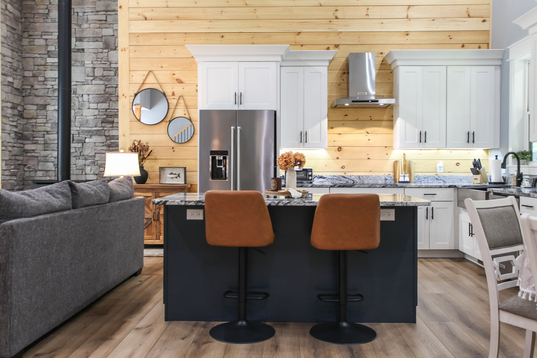 Pull up a seat for morning coffee or a quick bite at the kitchen island for two at Robbin’s Nest on Snowbird Creek.