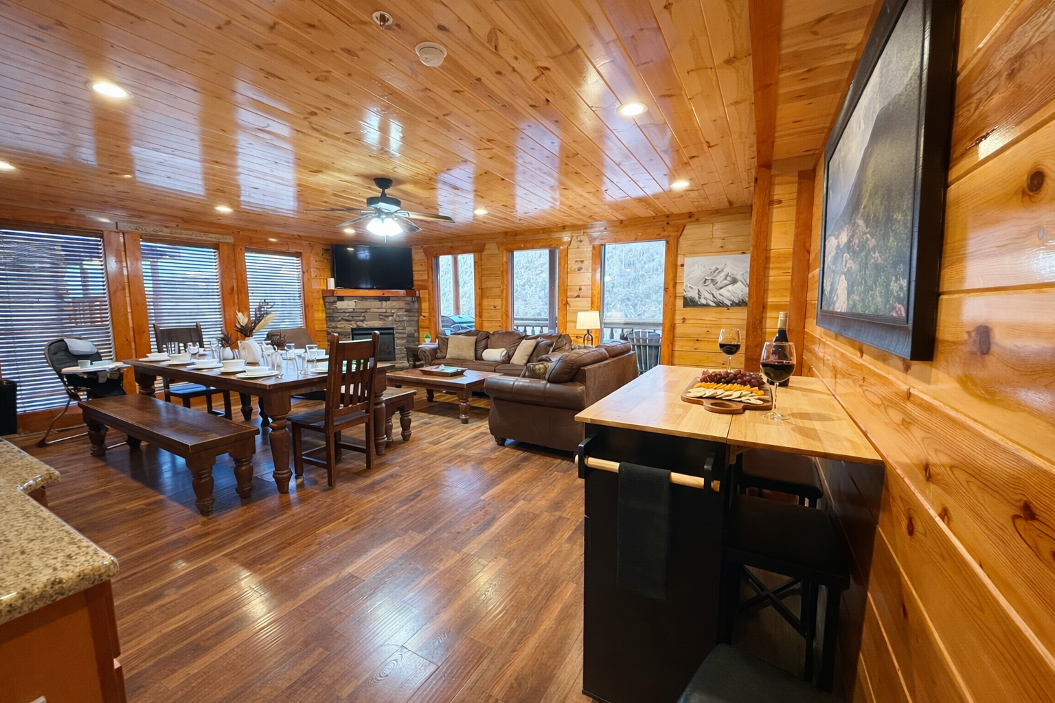 Spread out in our spacious great room and make memories together over a shared meal, game night or movie night.