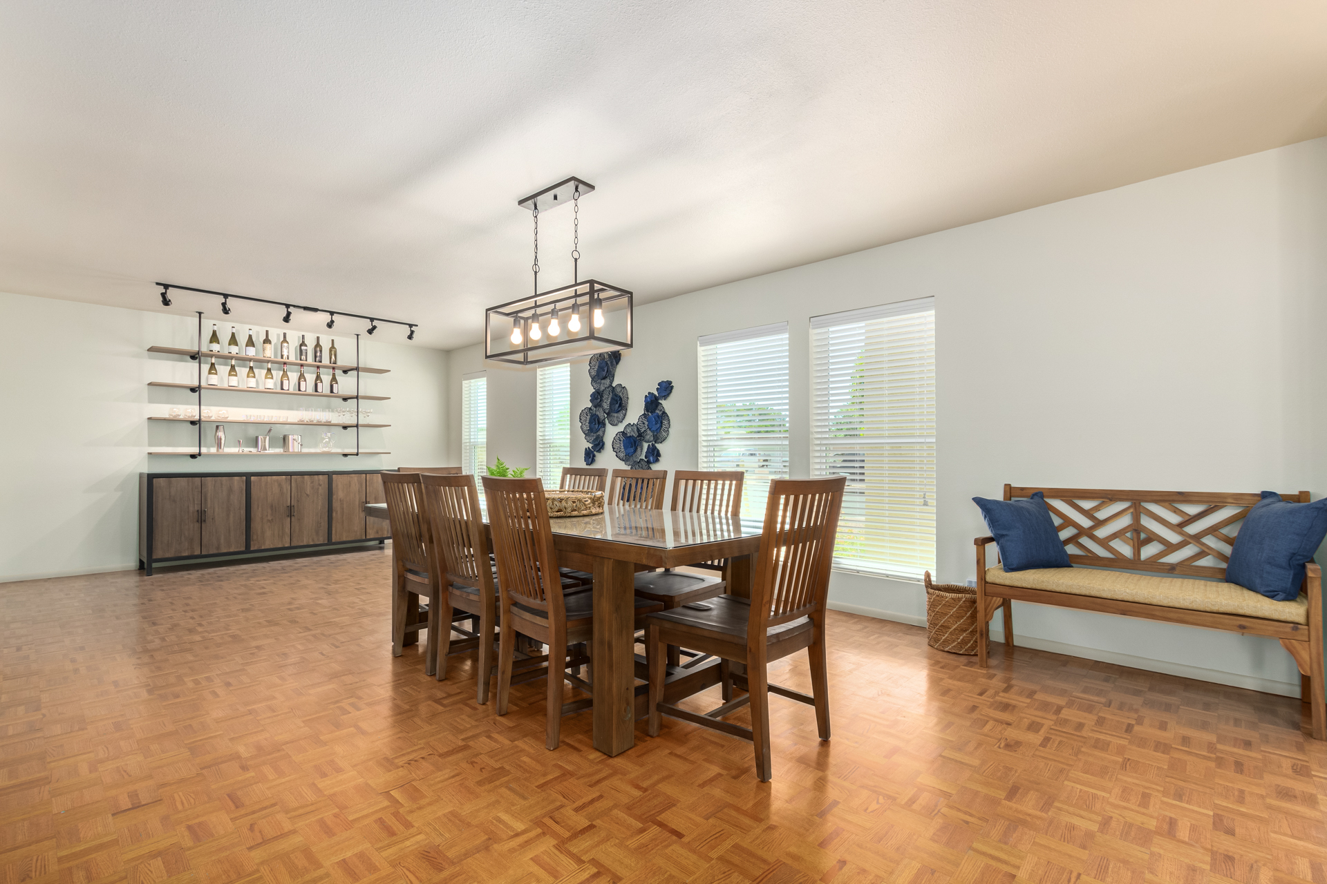 formal dining area off main entry