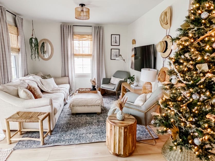 Merry Christmas! Enjoy the decorations this Christmas!