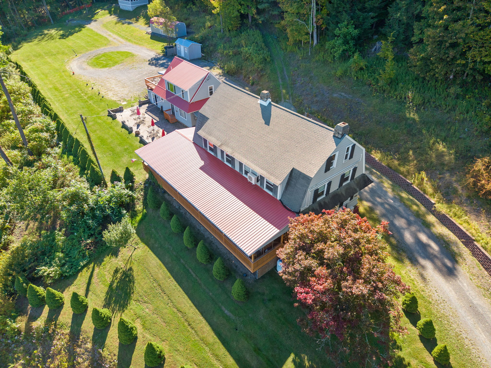 Hatch's main Lodge on the right The nest and perch on the left