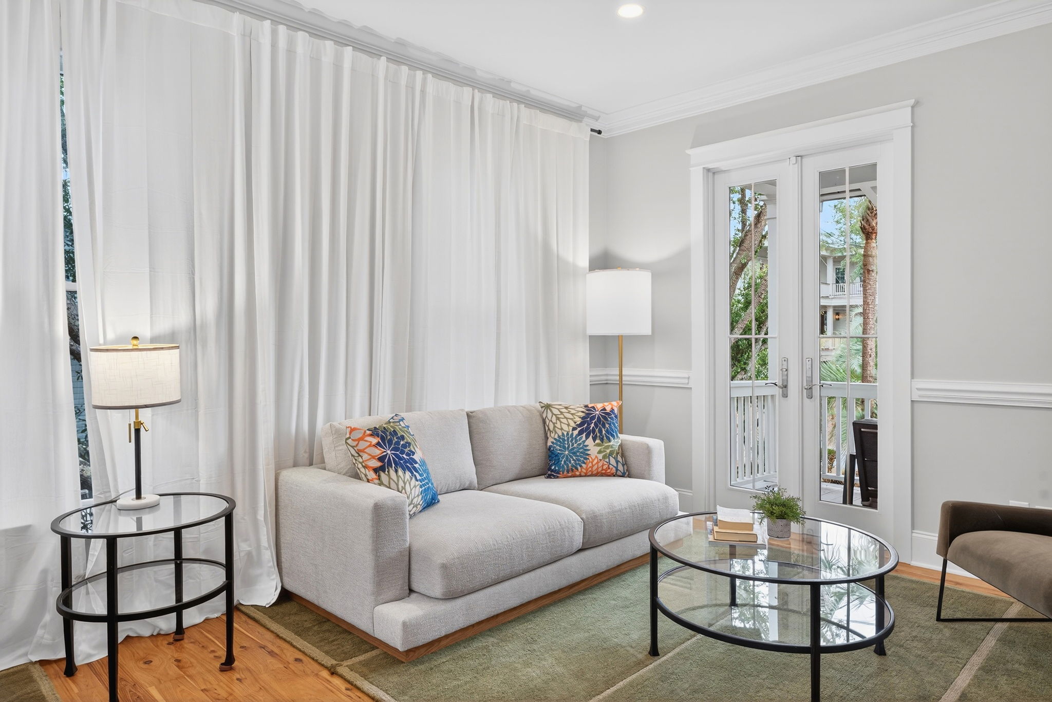 King Room 3 with Seating Area | Sun Kissed by the Sea | 3007 Cameron Blvd | Isle of Palms, SC | IOP Escapes