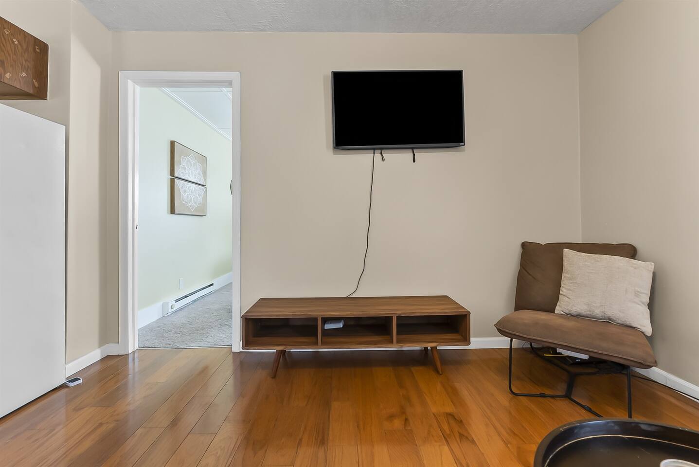 Flat-screen TV for your entertainment.