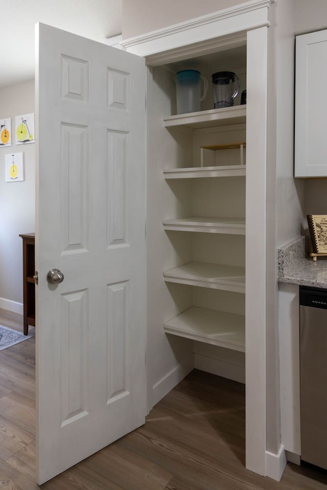 Pantry for food storage