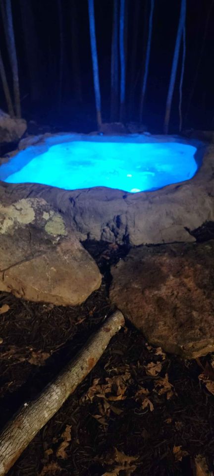 Rock Like Hot Spa At The Dogwood House