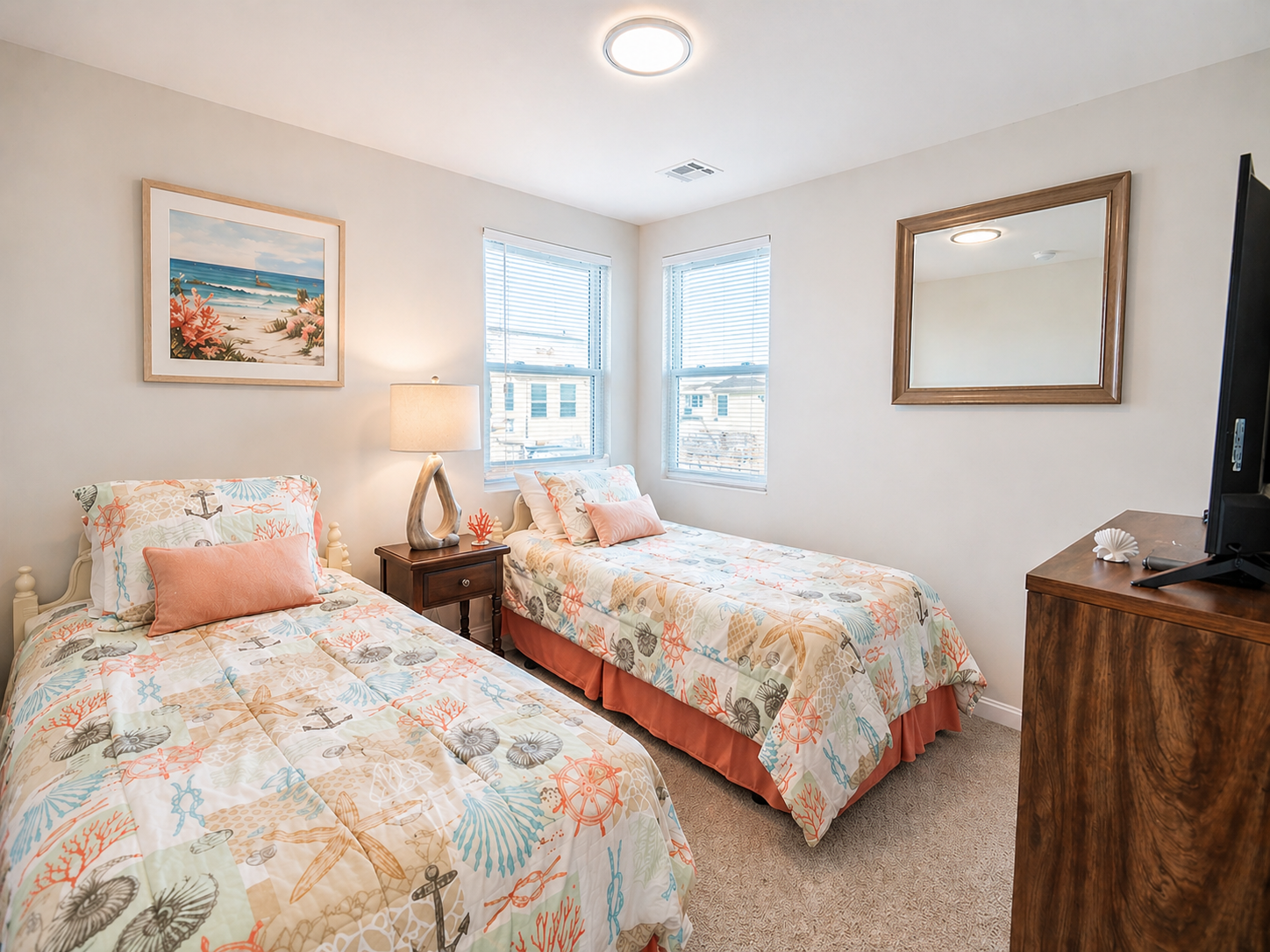 Twin bedroom