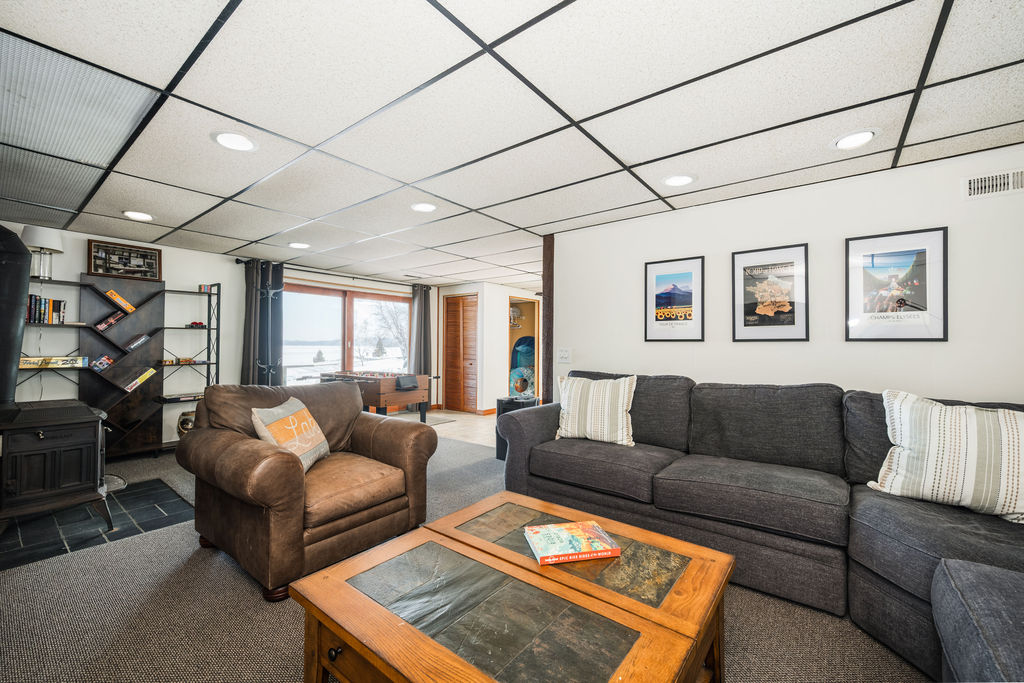 Cozy up
*Wood Stove is NOT for guest use.