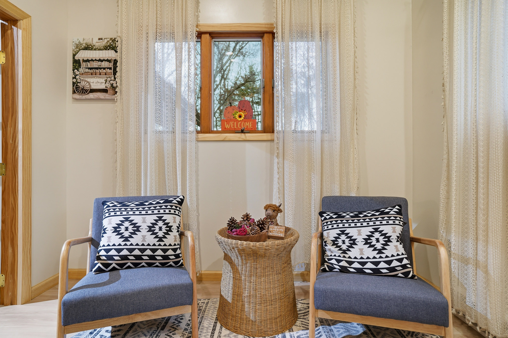 Comfortable entrance seating