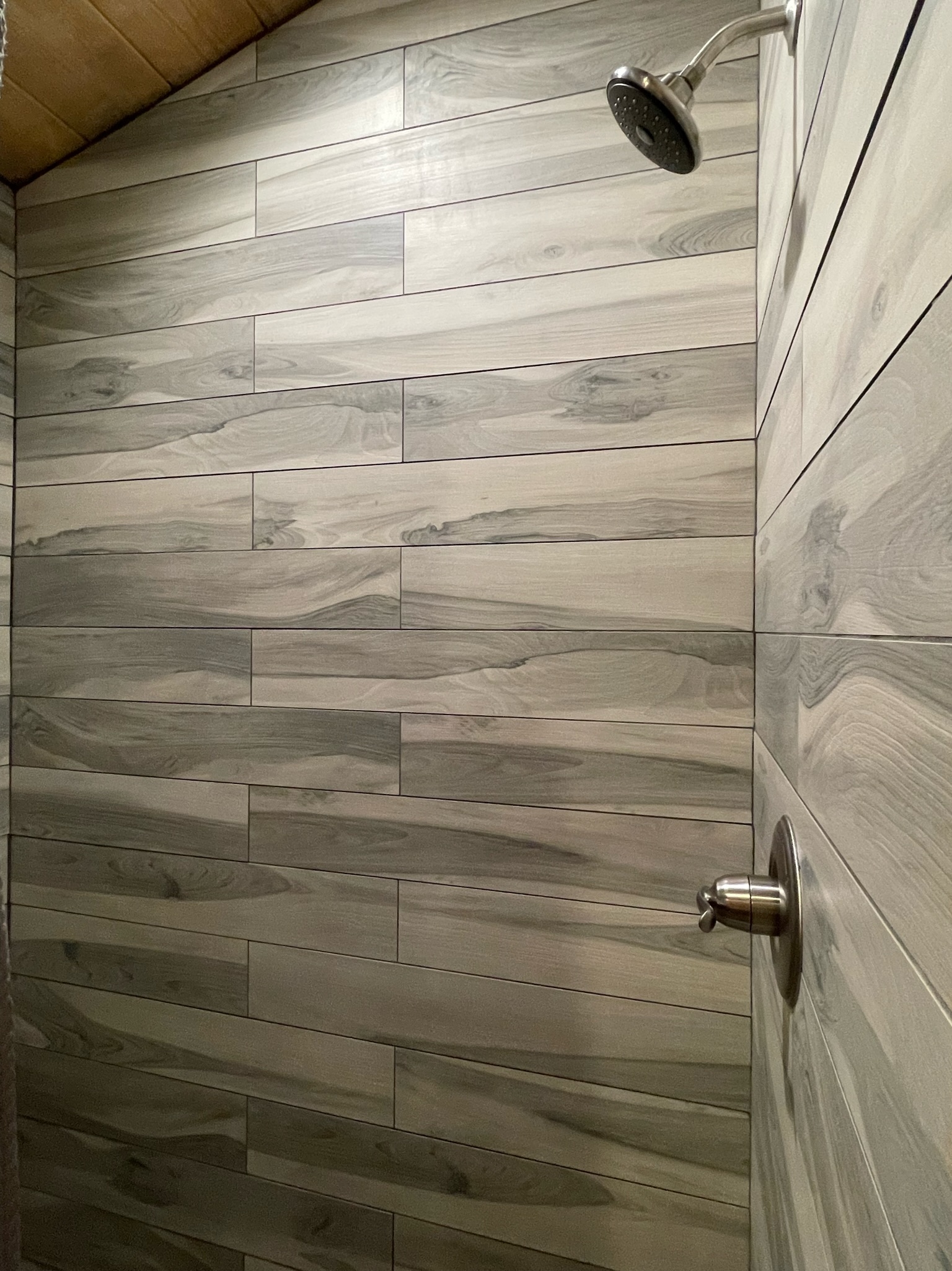 Upstairs Master en suite shower