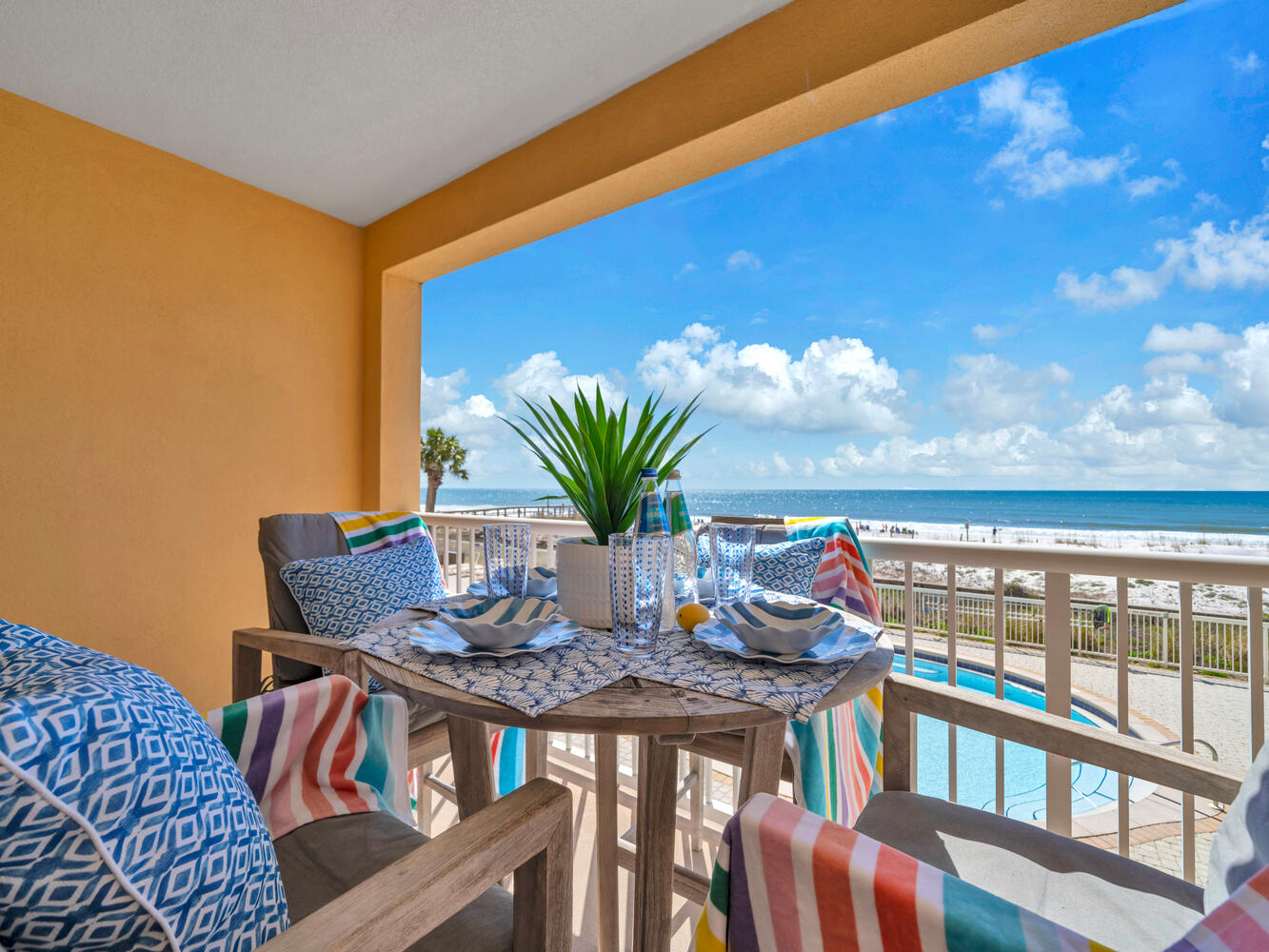 送料込　PICTURED RESORT  All Vacation Long Book Now Pay Later for All Inclusive Resorts | Purchasing Power