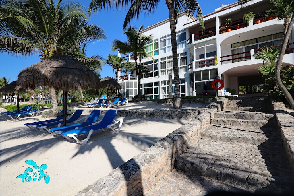 Penthouse 280 Views/Outdoor Living/Pool/Gardens 4
