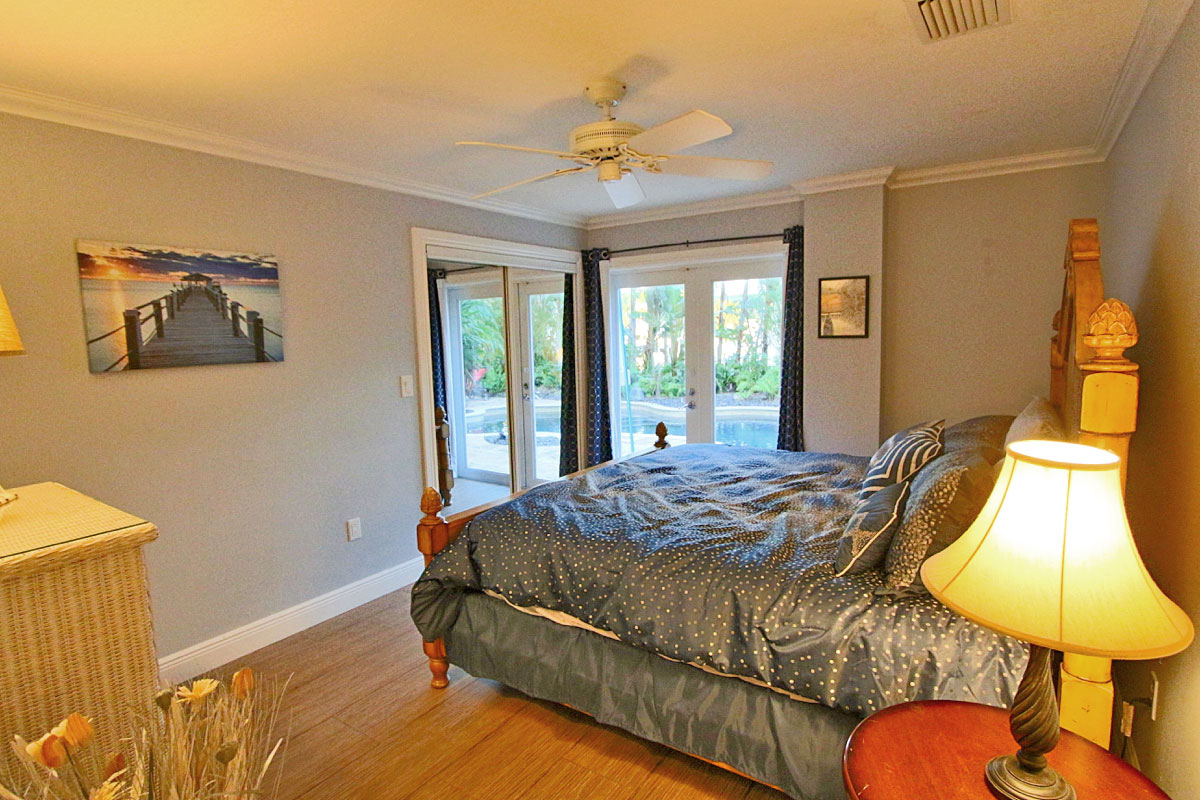 Downstairs king bedroom