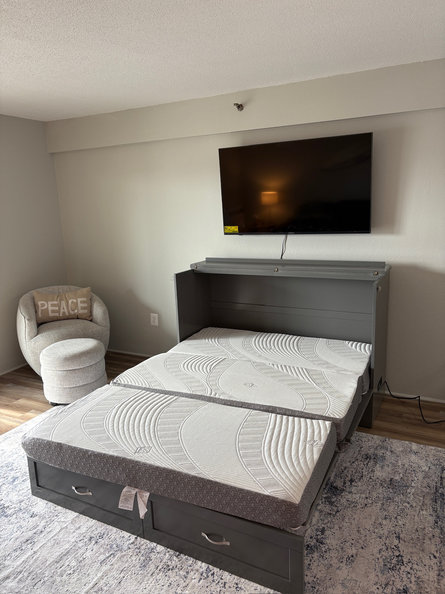 Luxury 6 inch mattress on the murphy bed